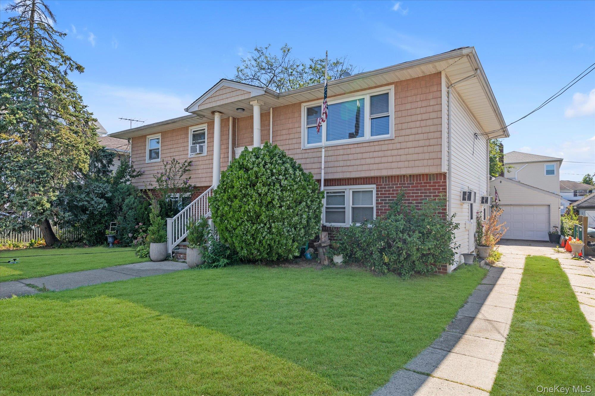 62 4th Avenue, East Rockaway, NY 11518