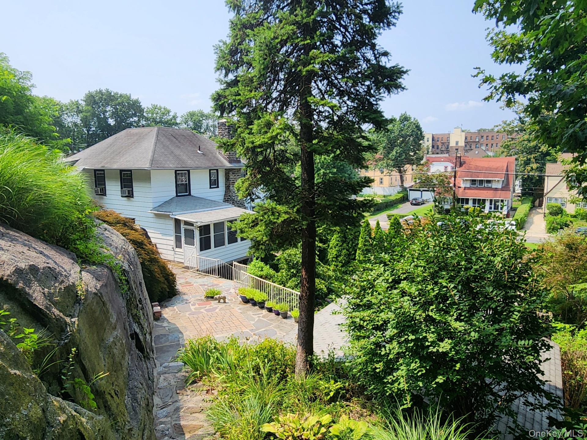 19 Esplanade, Mount Vernon, NY 10553