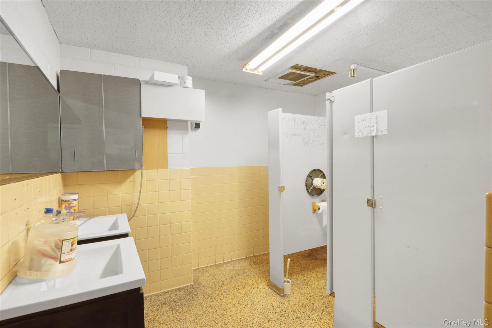 453 Broadway, Newburgh, NY 12550