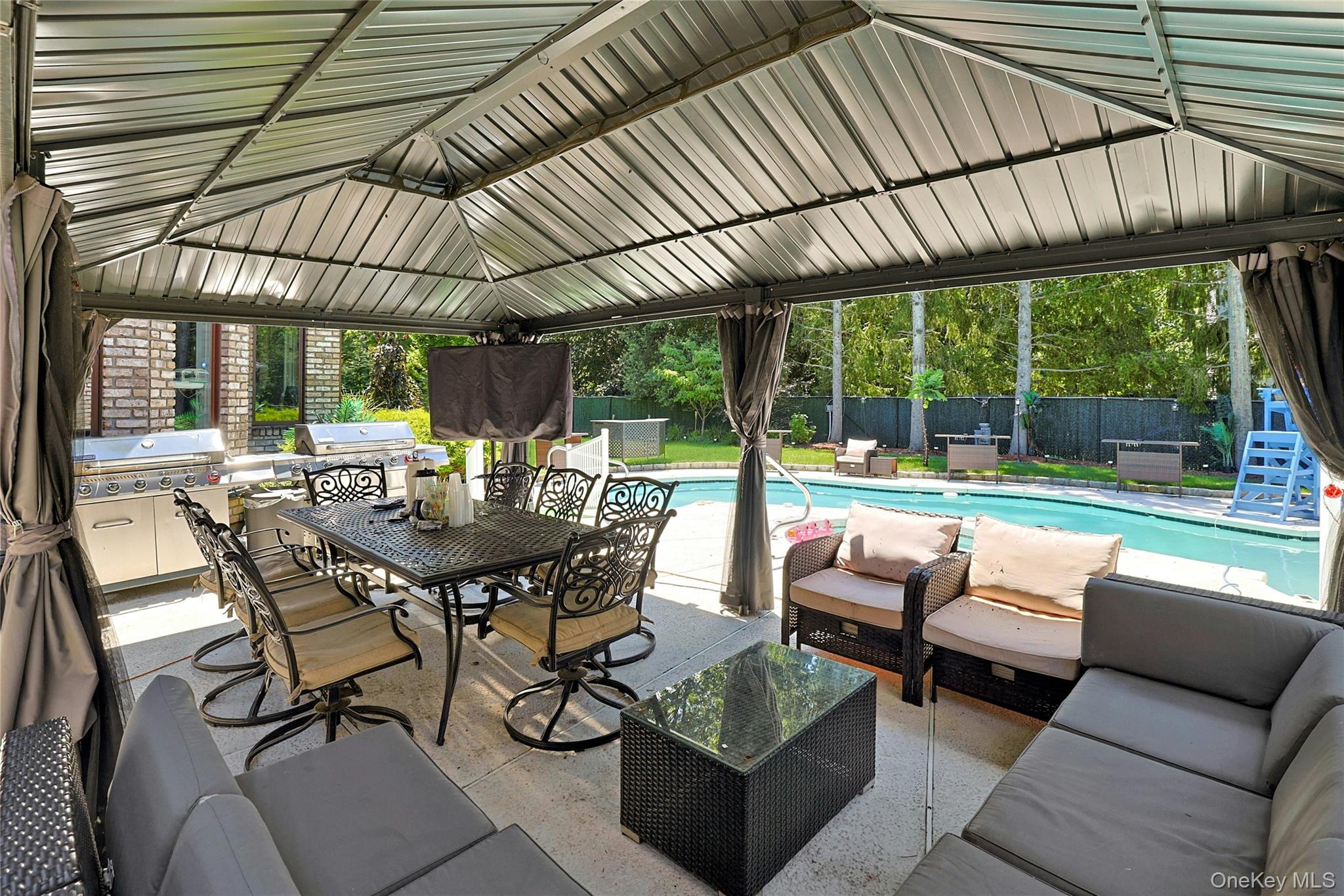 26 Pine Glen Drive, Blauvelt, NY 10913