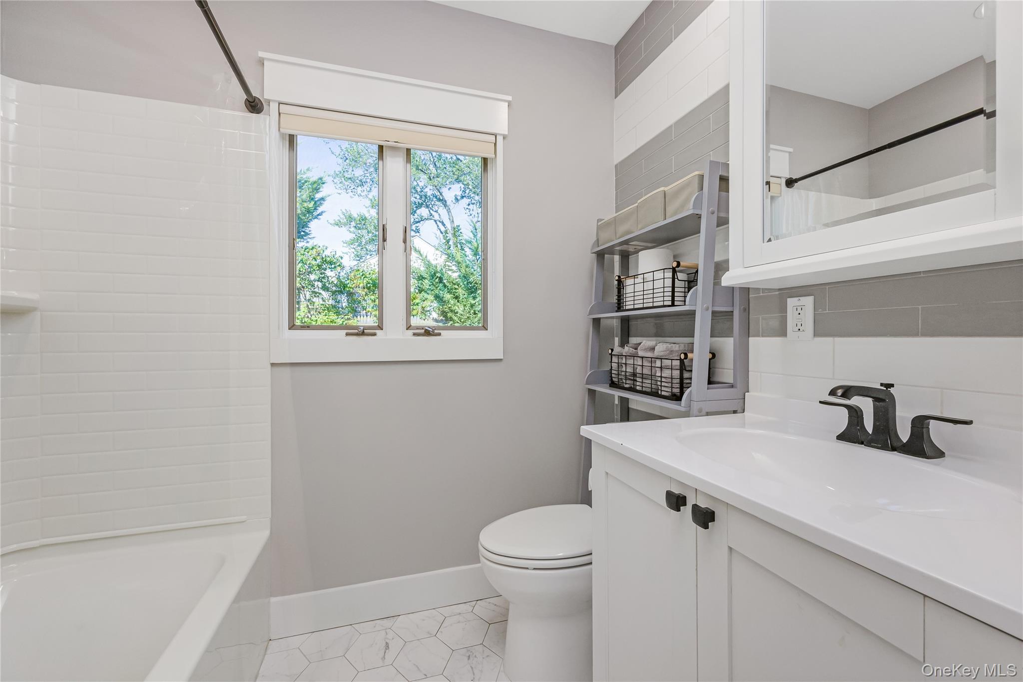 16 Lynwood Drive, Valley Stream, NY 11580