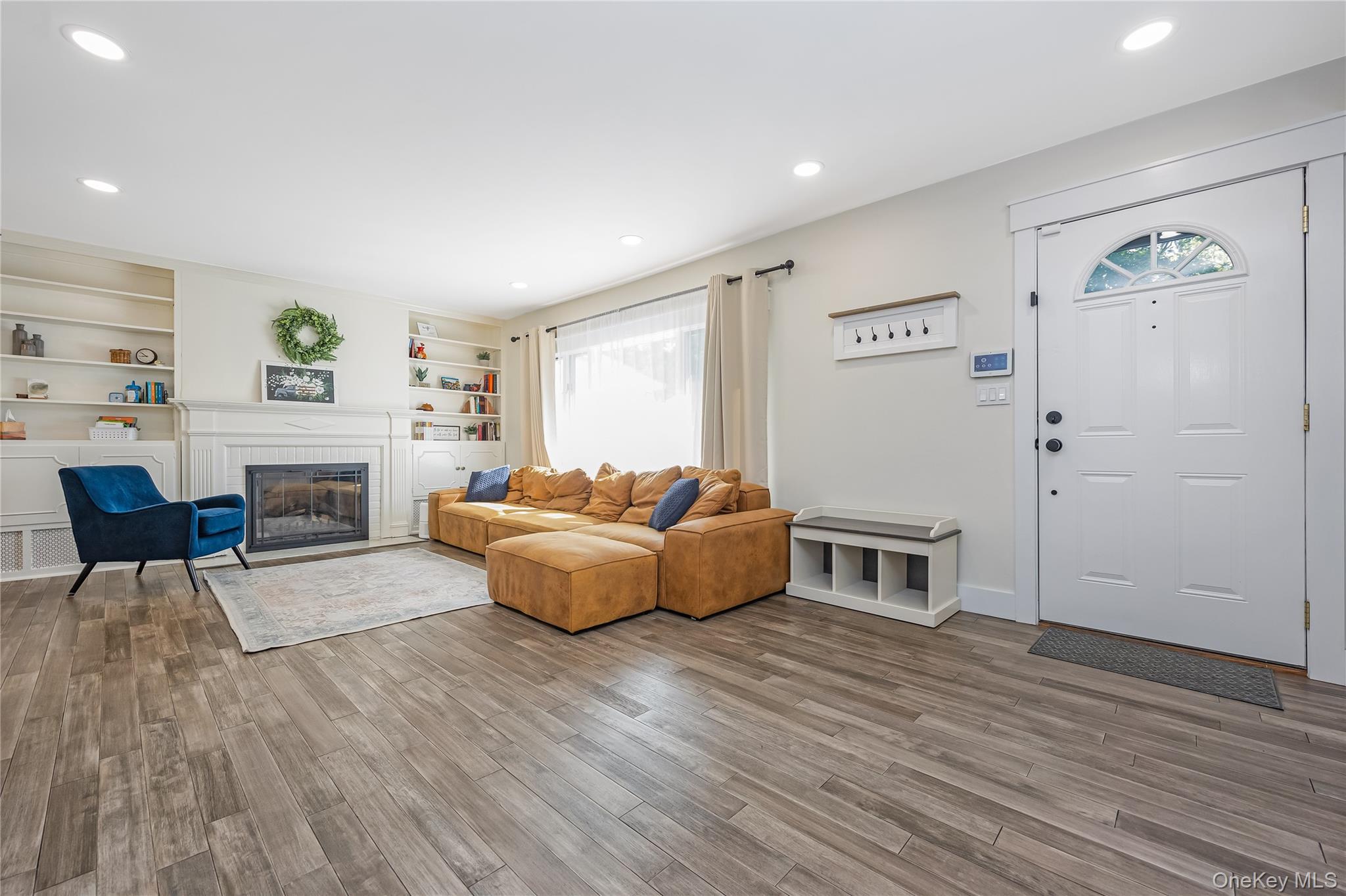 16 Lynwood Drive, Valley Stream, NY 11580