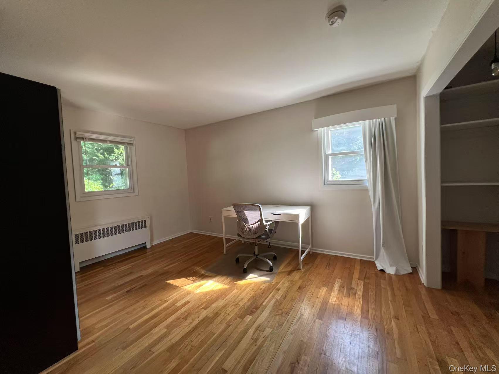 216 Glenwood Lane, Port Jefferson, NY 11777