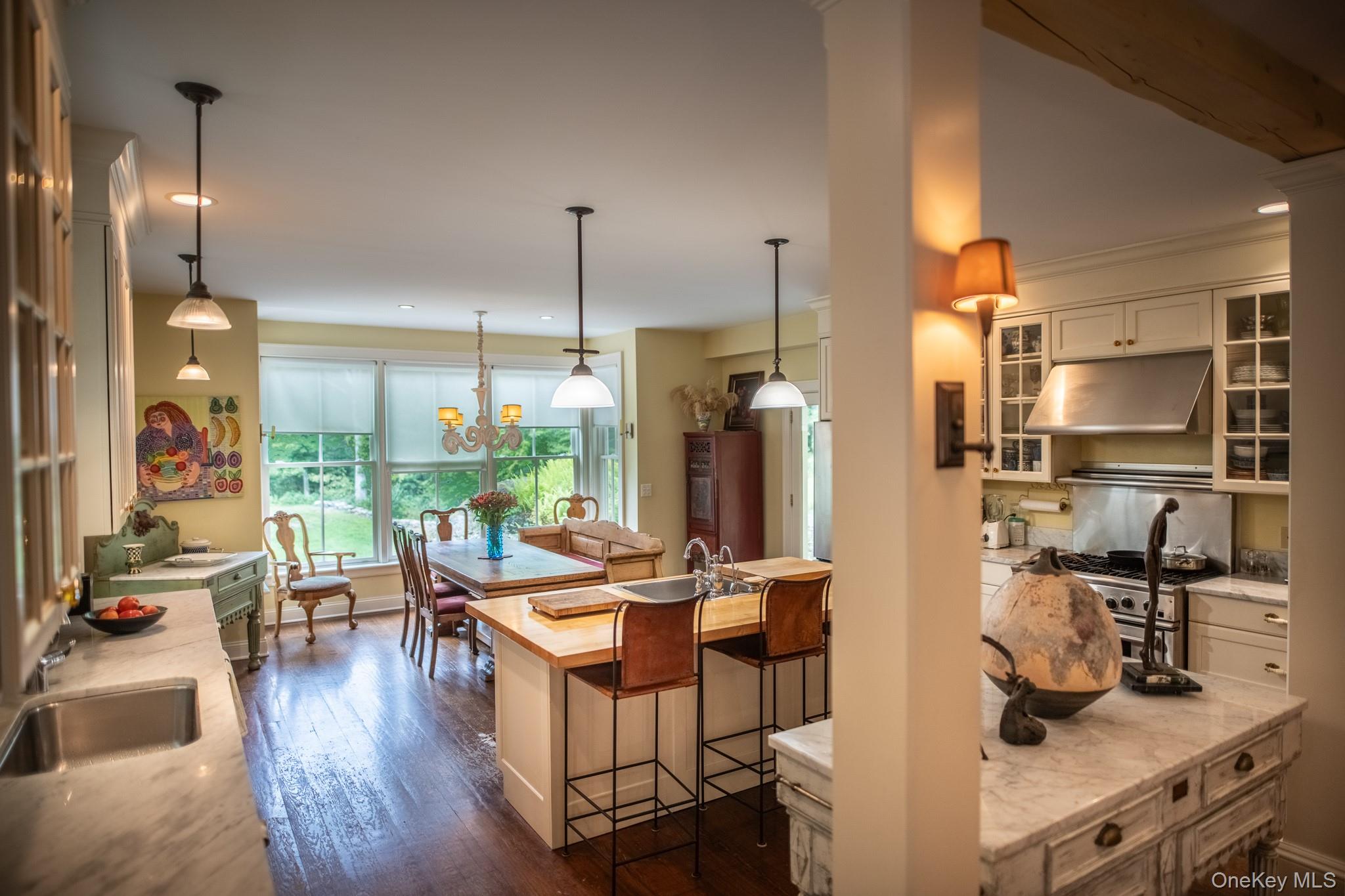 37 Morehouse Lane, Red Hook, NY 12571