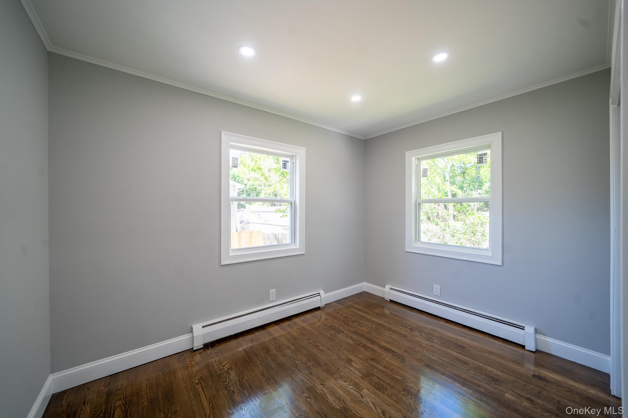 23 Wheat Path Road W, Mount Sinai, NY 11766