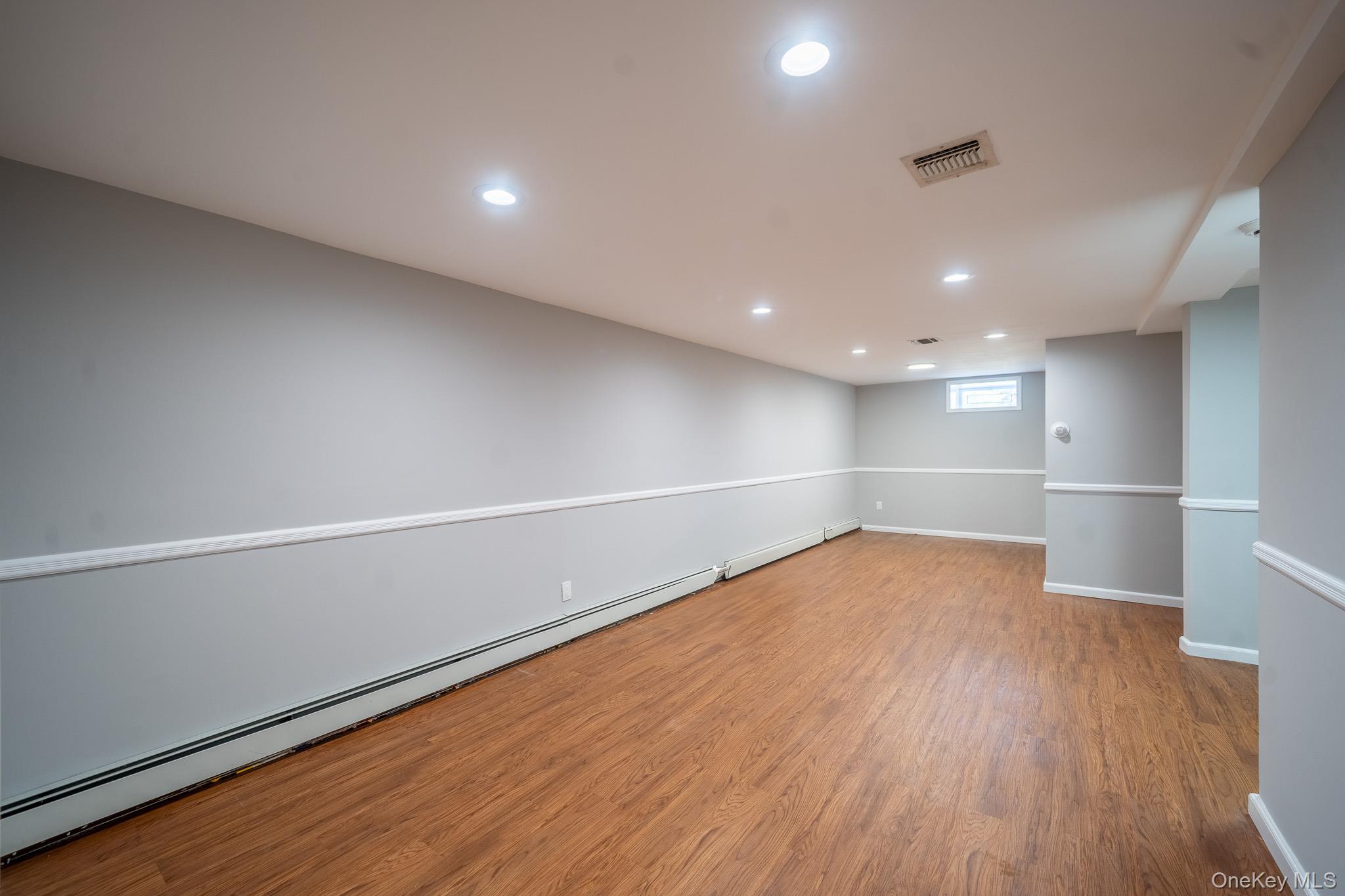 23 Wheat Path Road W, Mount Sinai, NY 11766