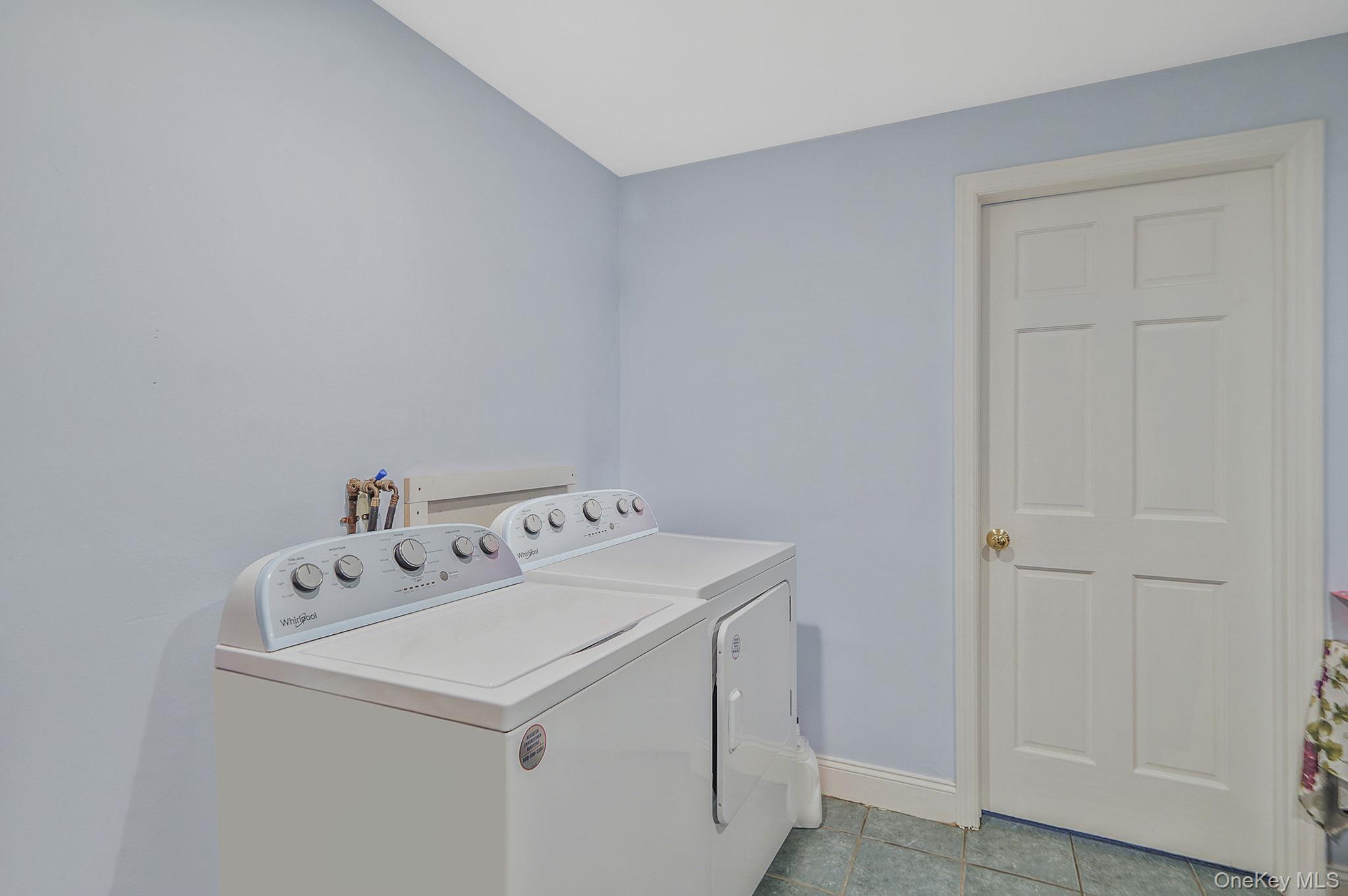 395 Linnet Street, Greenport, NY 11944