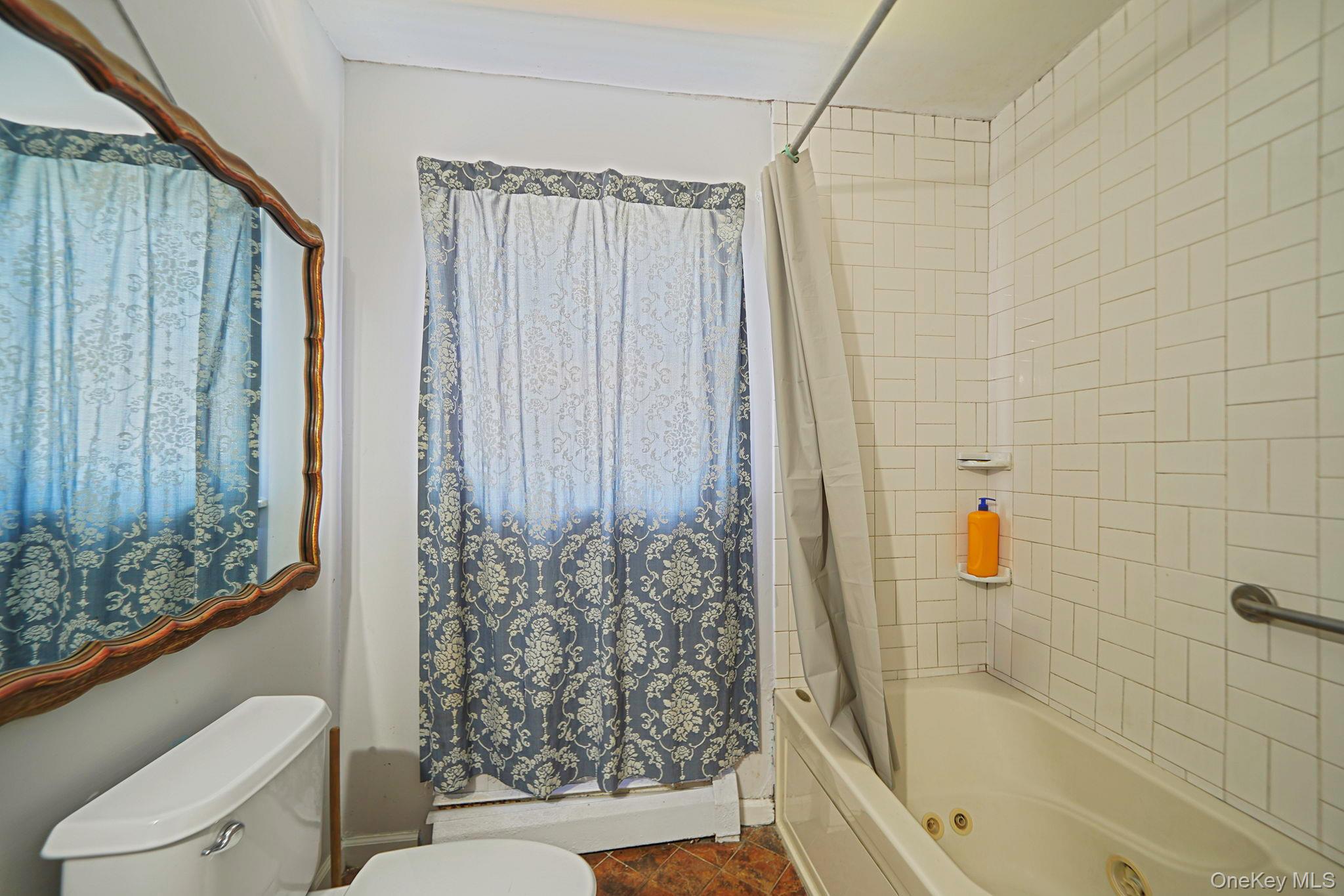 395 Linnet Street, Greenport, NY 11944