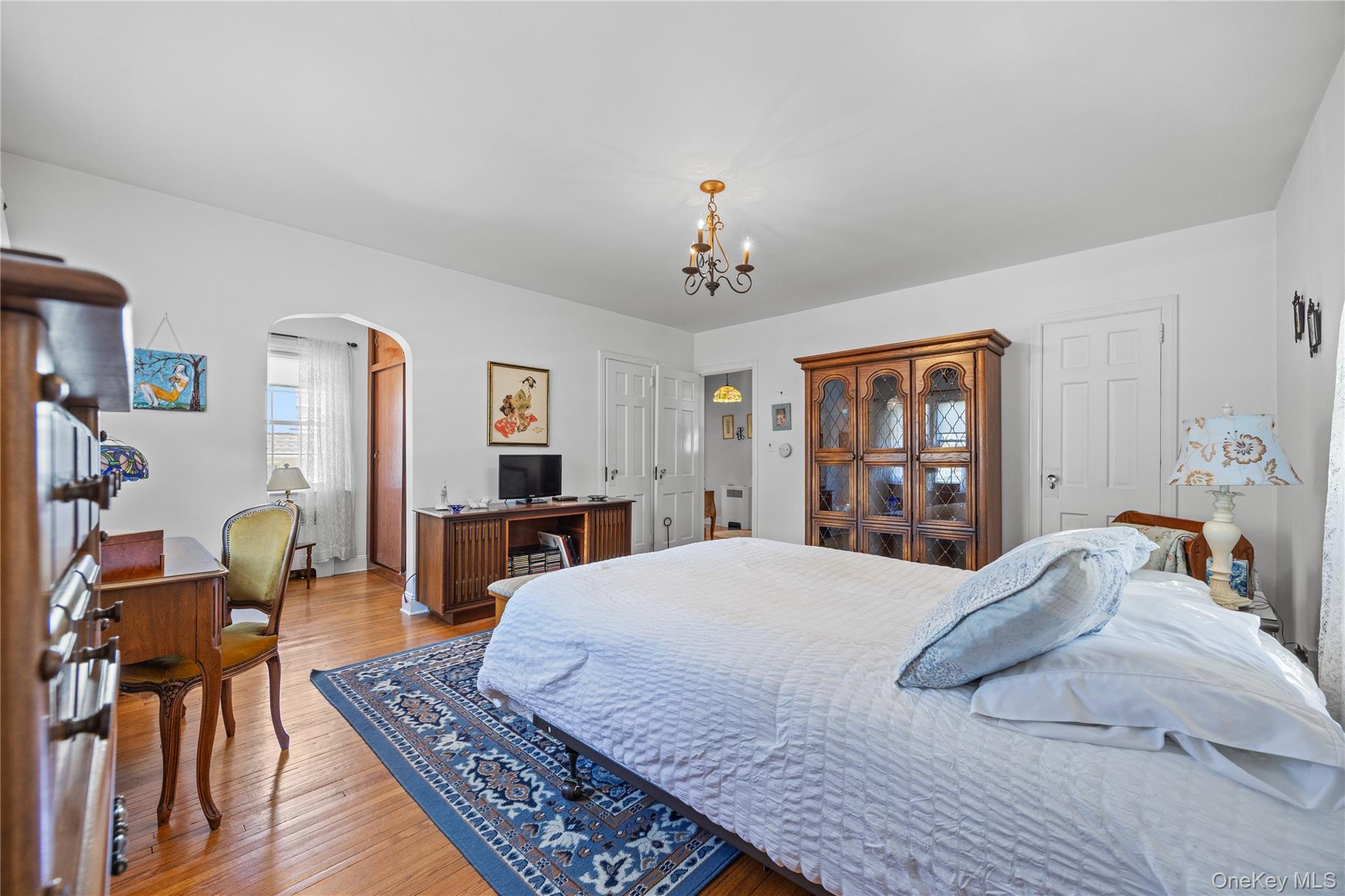 33-09 Parsons Boulevard, Flushing, NY 11354