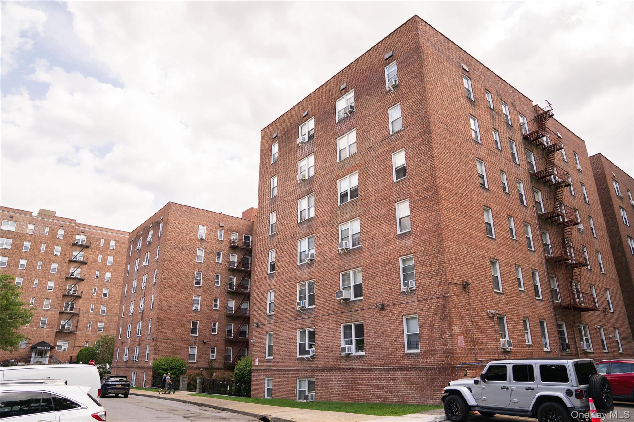 1 vincent Road # 6 B, Bronxville, NY 10708