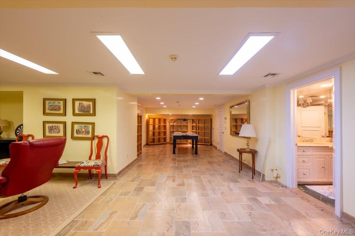 1331 Harbor Road, Hewlett Harbor, NY 11557