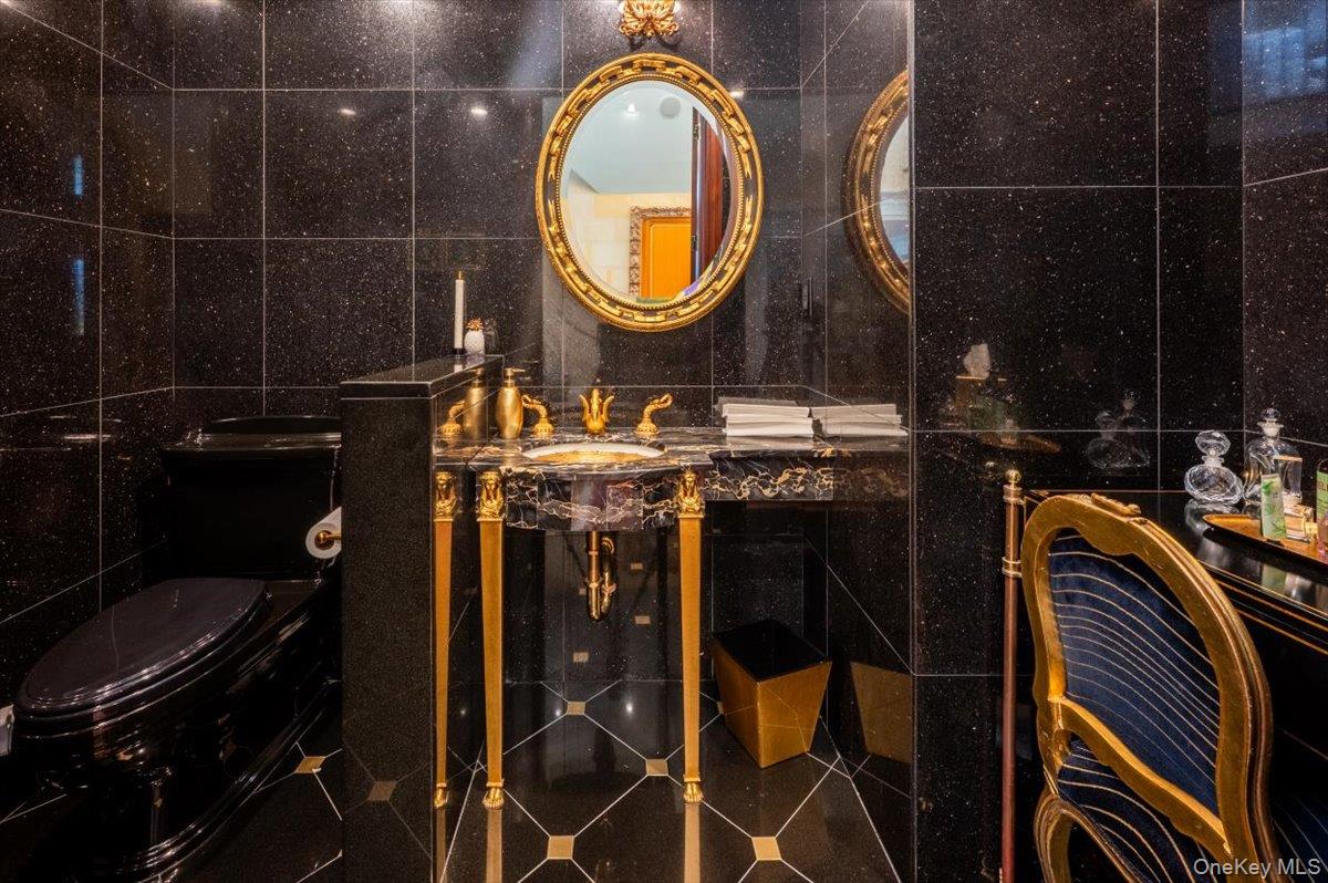 1331 Harbor Road, Hewlett Harbor, NY 11557