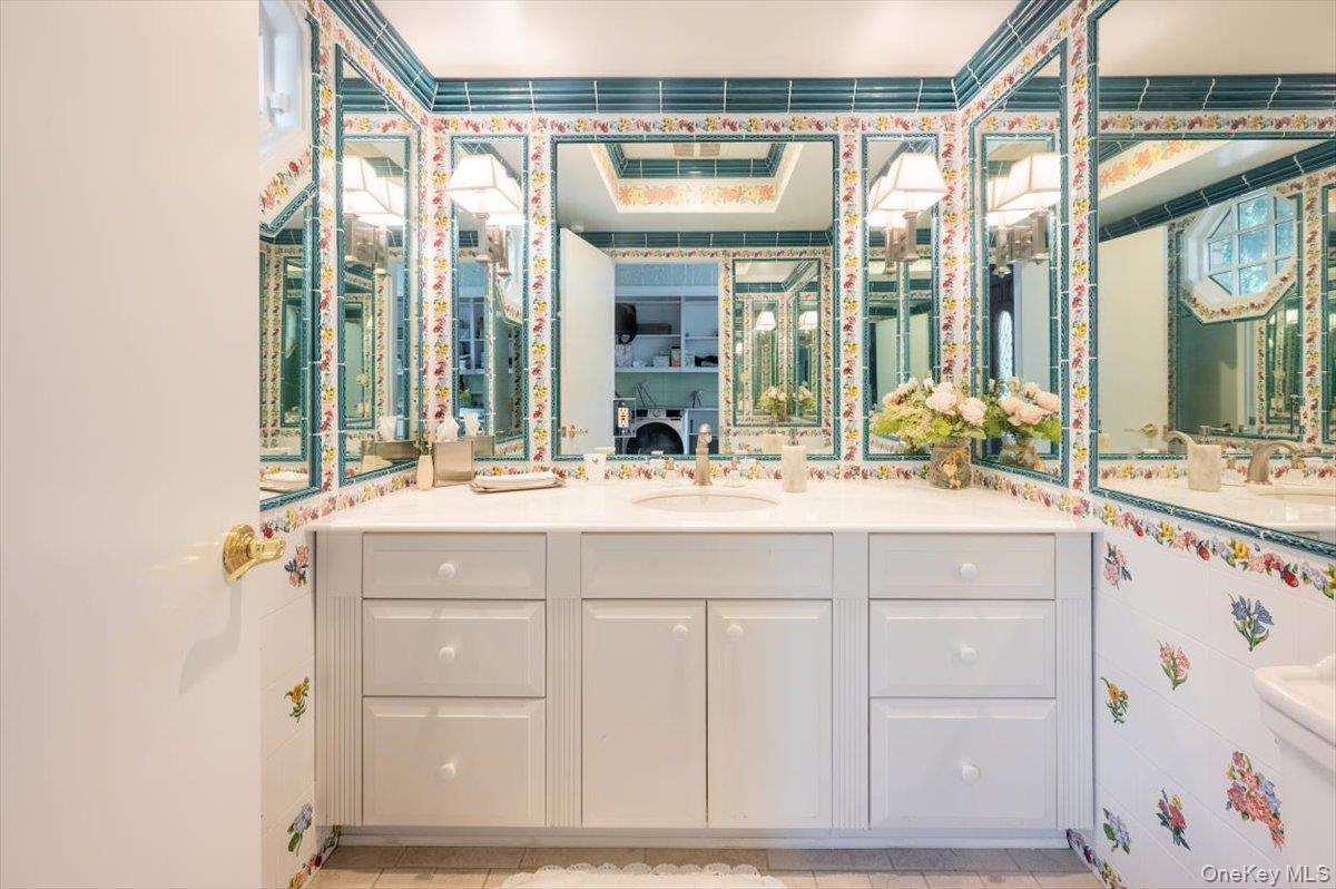 1331 Harbor Road, Hewlett Harbor, NY 11557