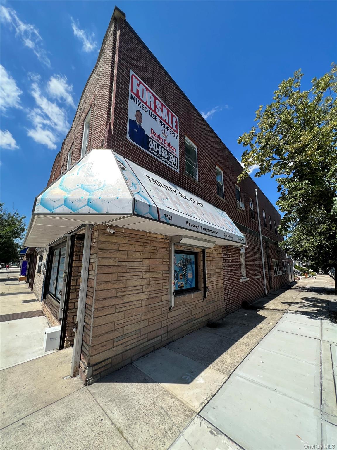 75-21 Myrtle Avenue, Glendale, NY 11385