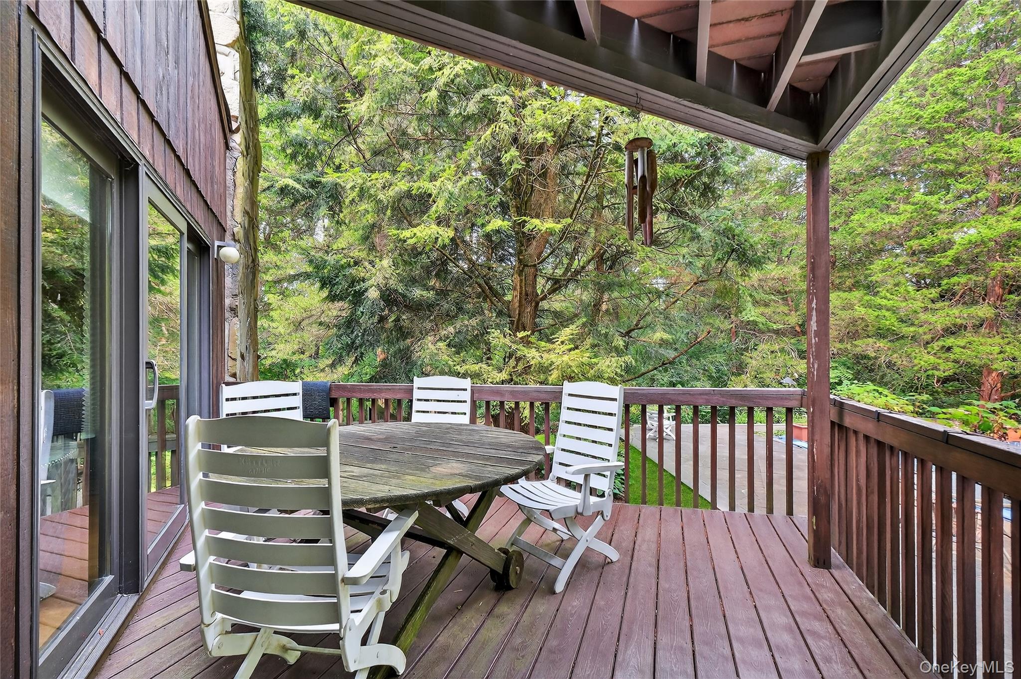 27 Woodland Drive, Salt Point, NY 12578