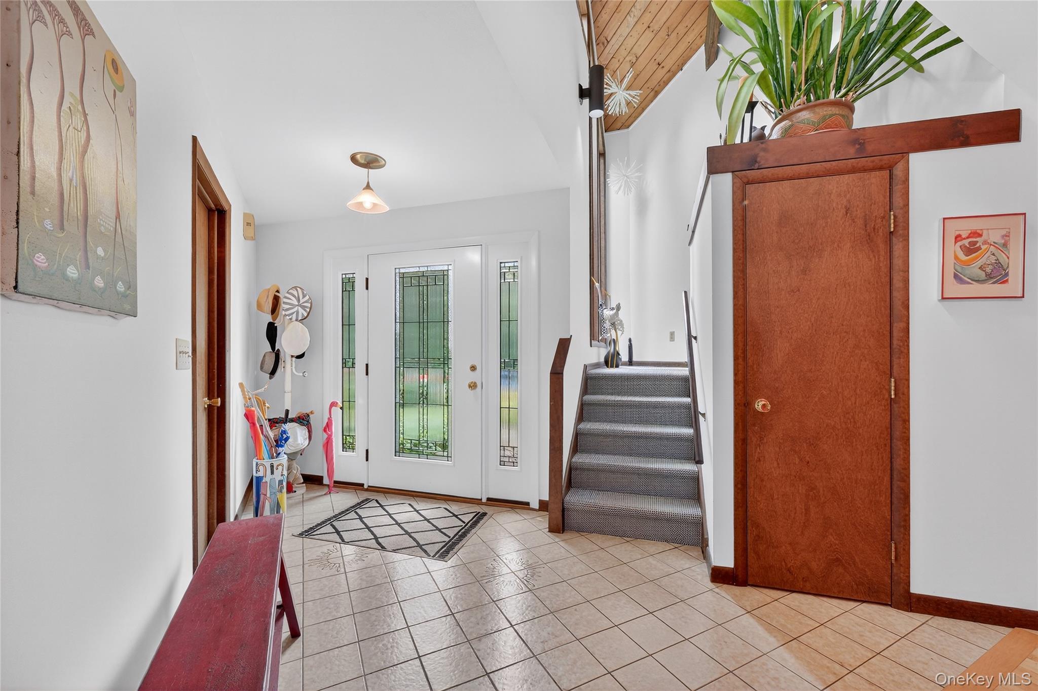 27 Woodland Drive, Salt Point, NY 12578