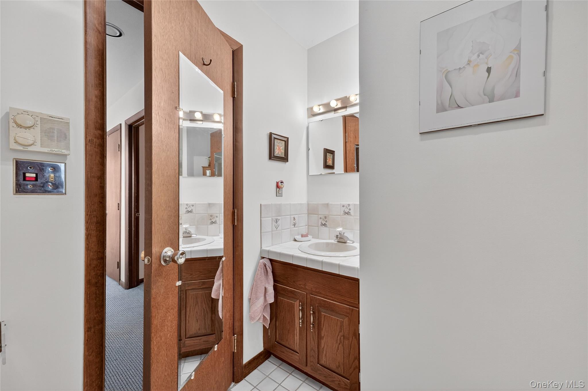 27 Woodland Drive, Salt Point, NY 12578