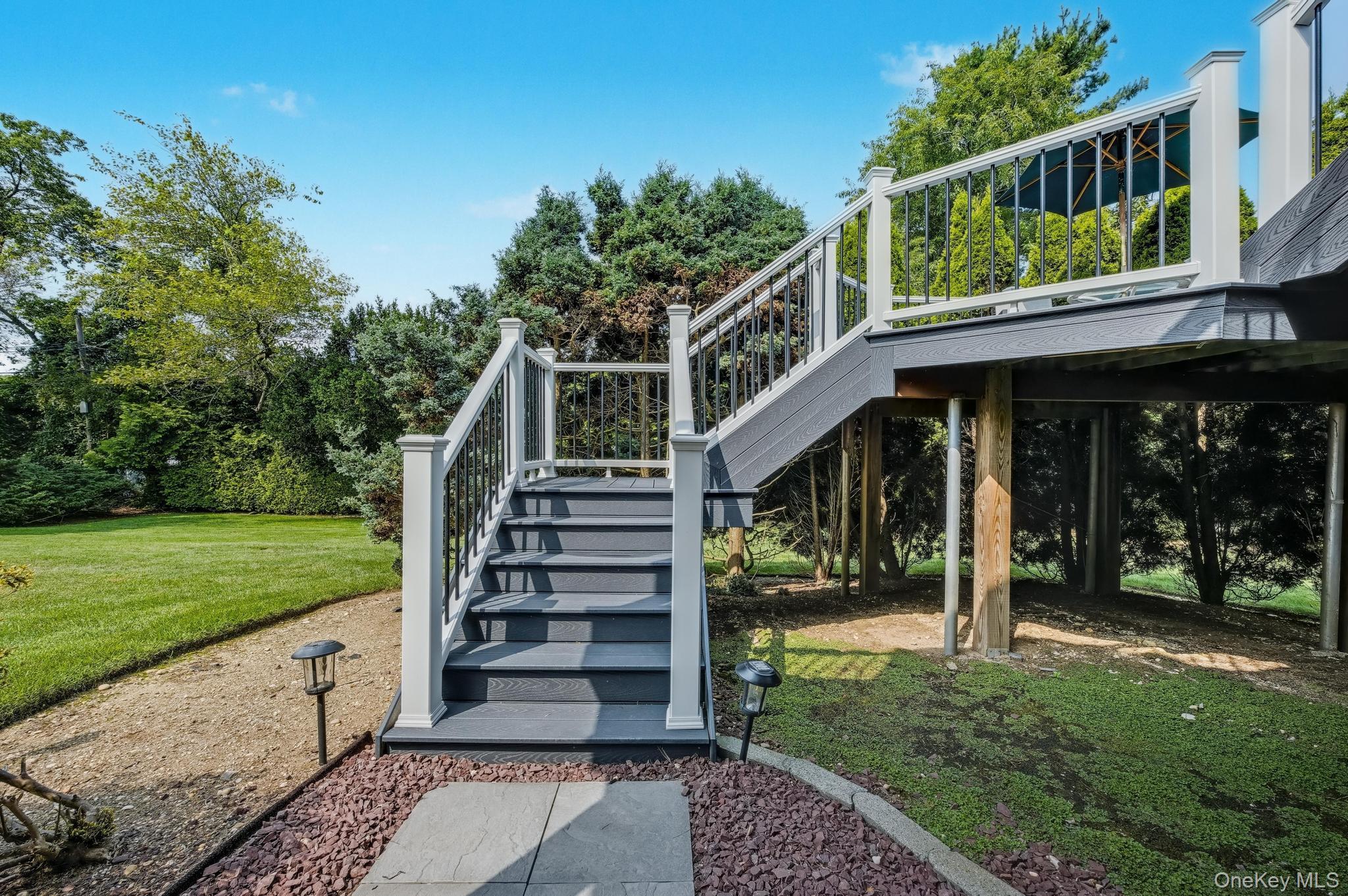 20 Peppermint Road, Commack, NY 11725