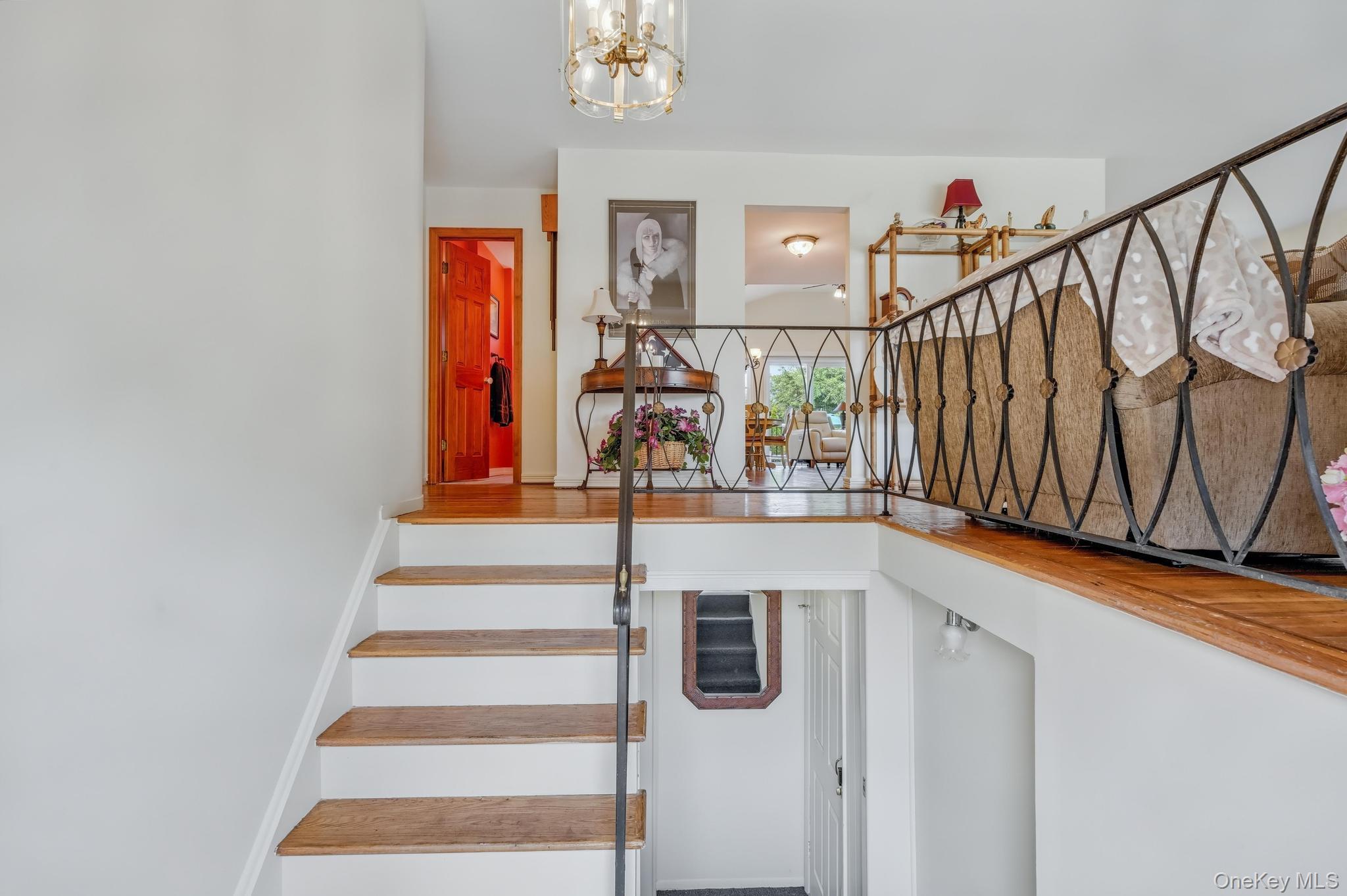 20 Peppermint Road, Commack, NY 11725