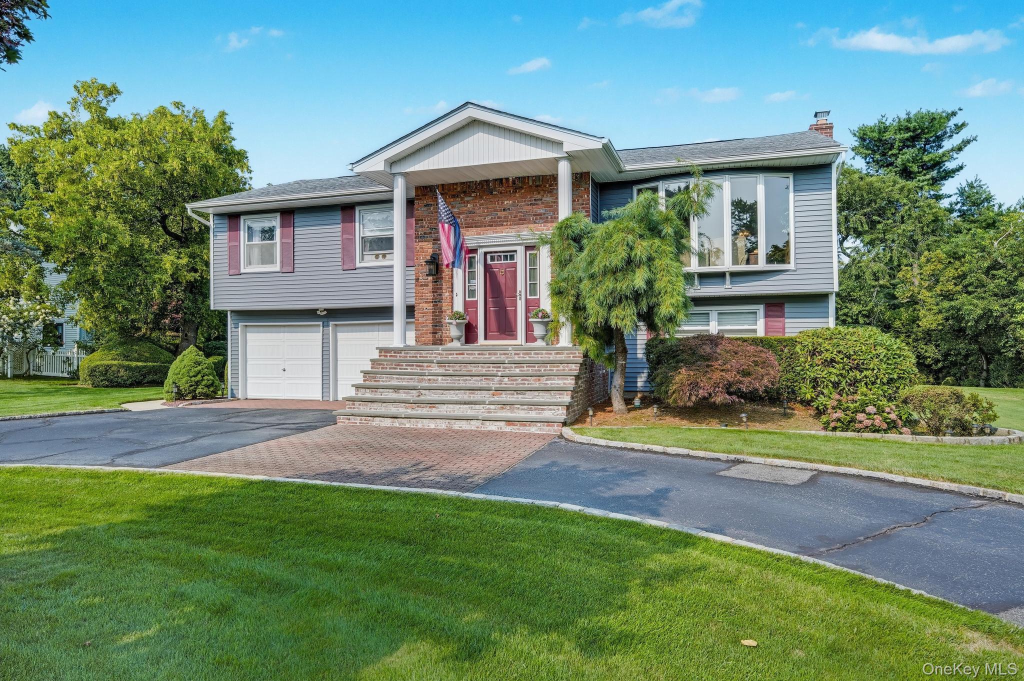 20 Peppermint Road, Commack, NY 11725