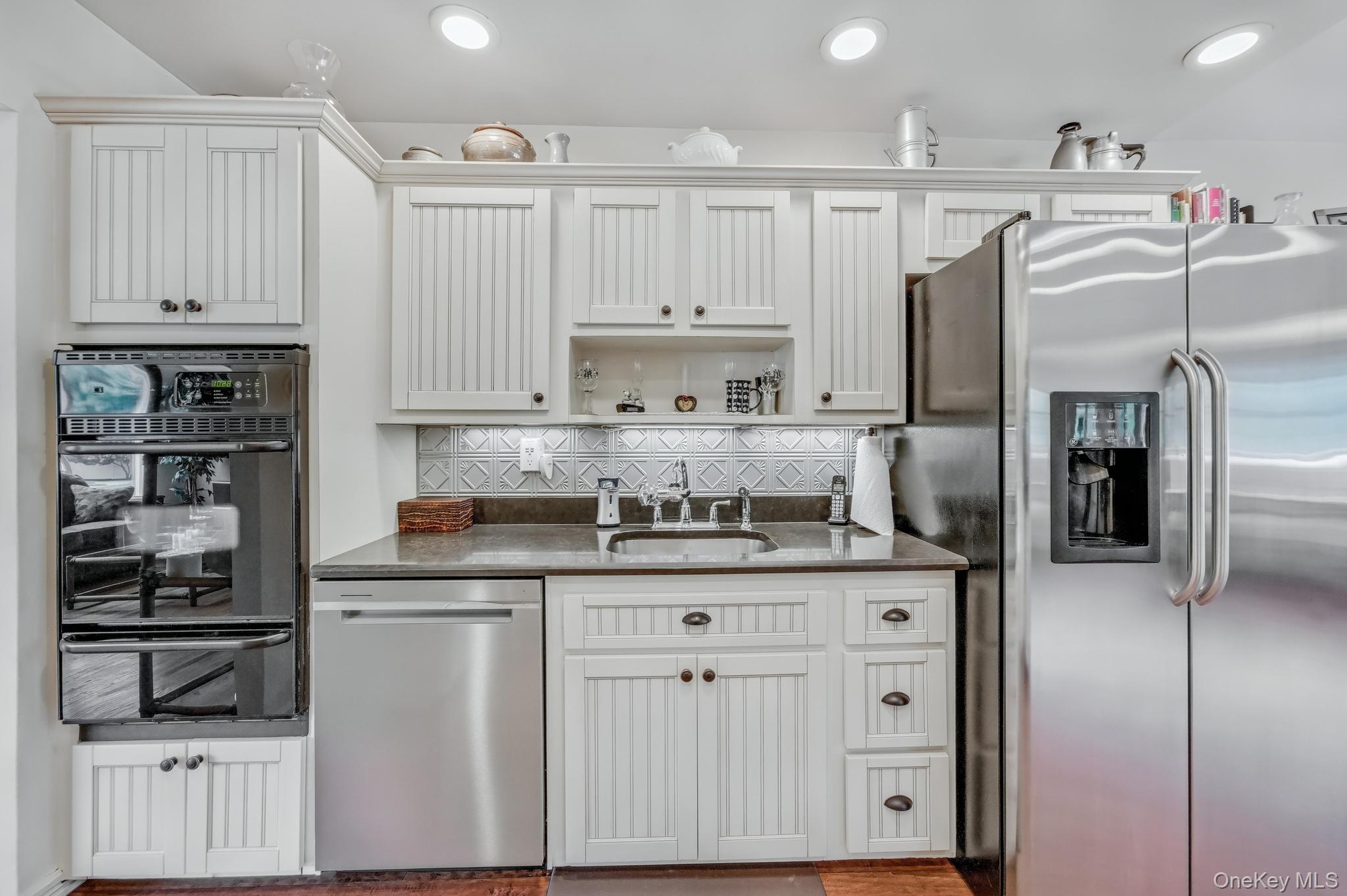 20 Peppermint Road, Commack, NY 11725