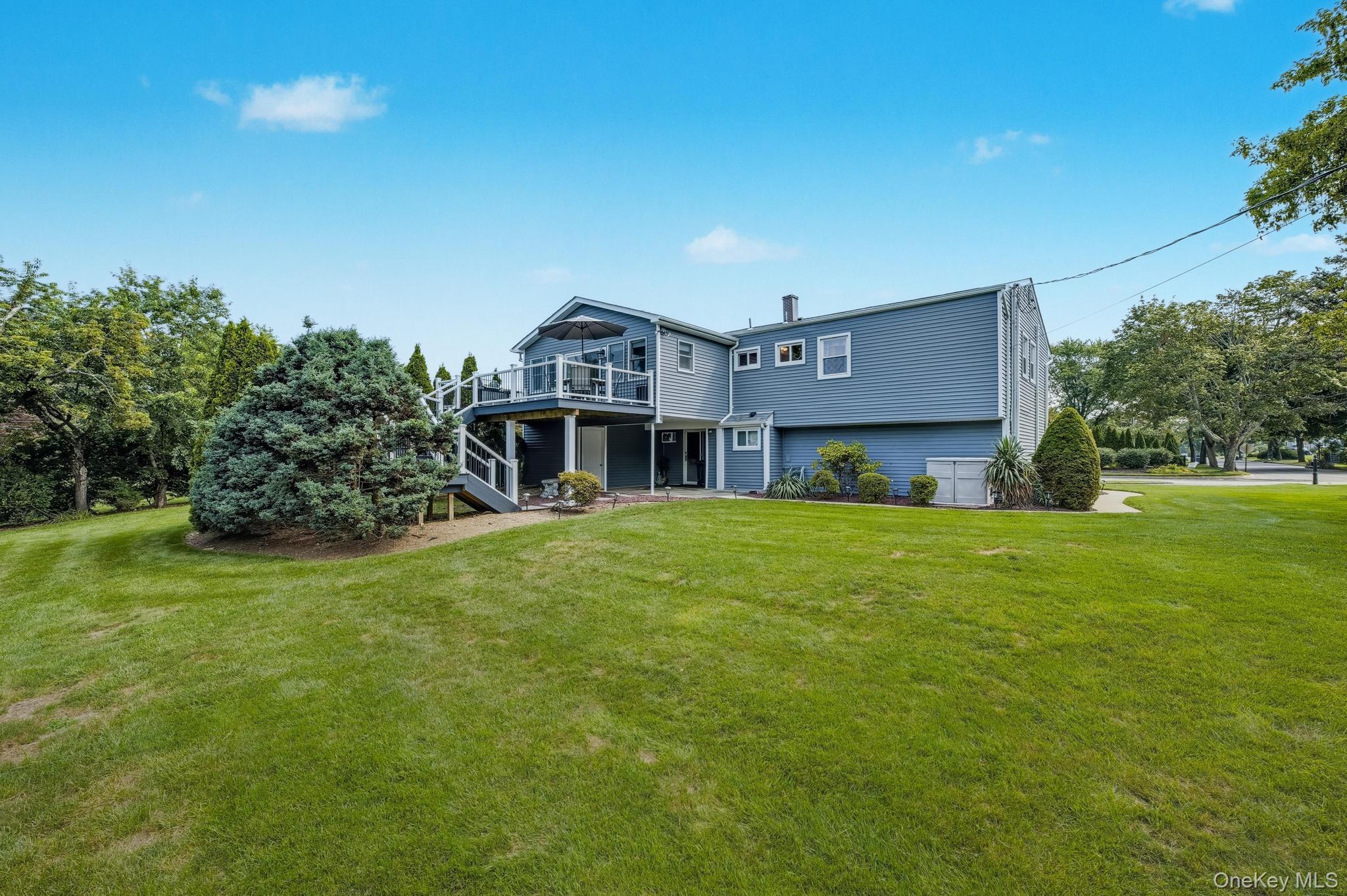 20 Peppermint Road, Commack, NY 11725