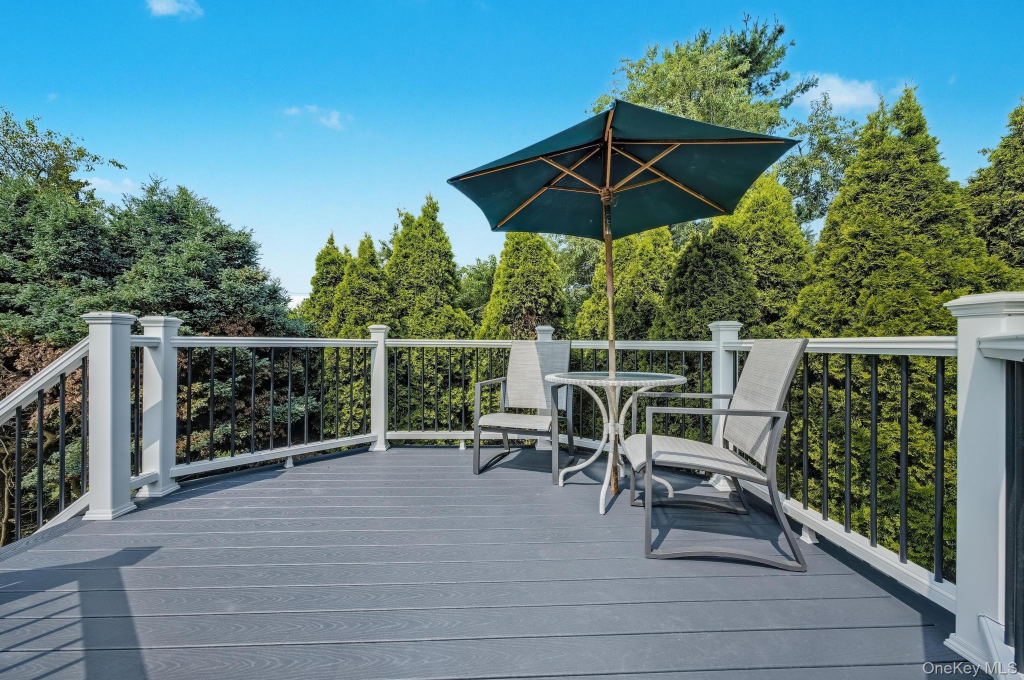 20 Peppermint Road, Commack, NY 11725