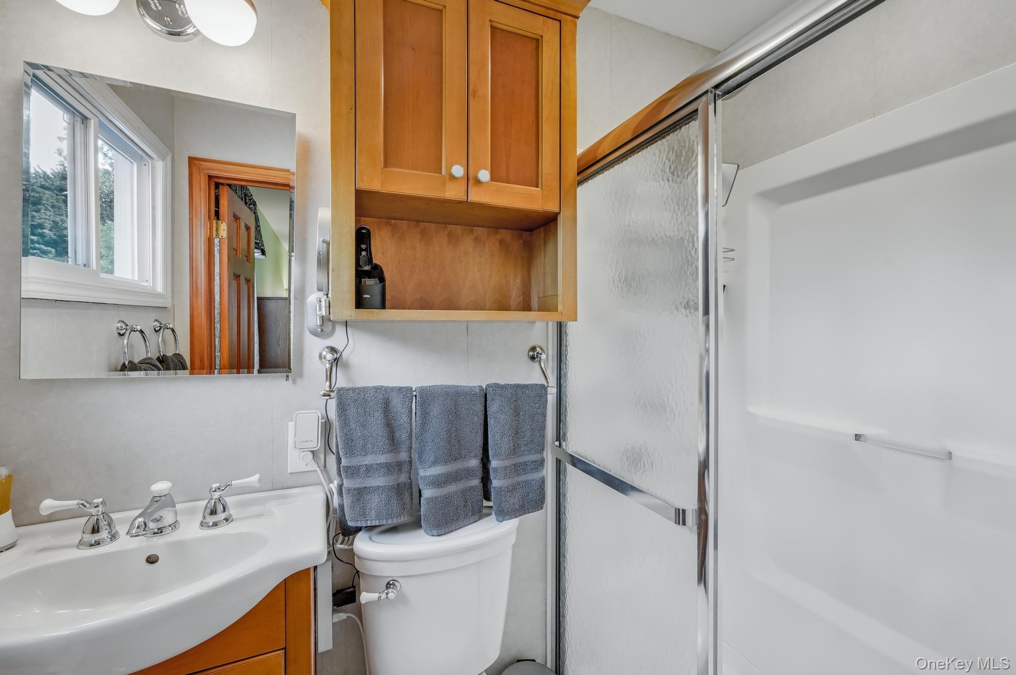 20 Peppermint Road, Commack, NY 11725