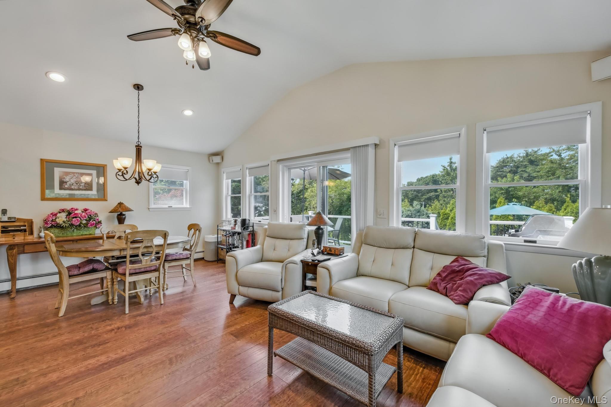 20 Peppermint Road, Commack, NY 11725