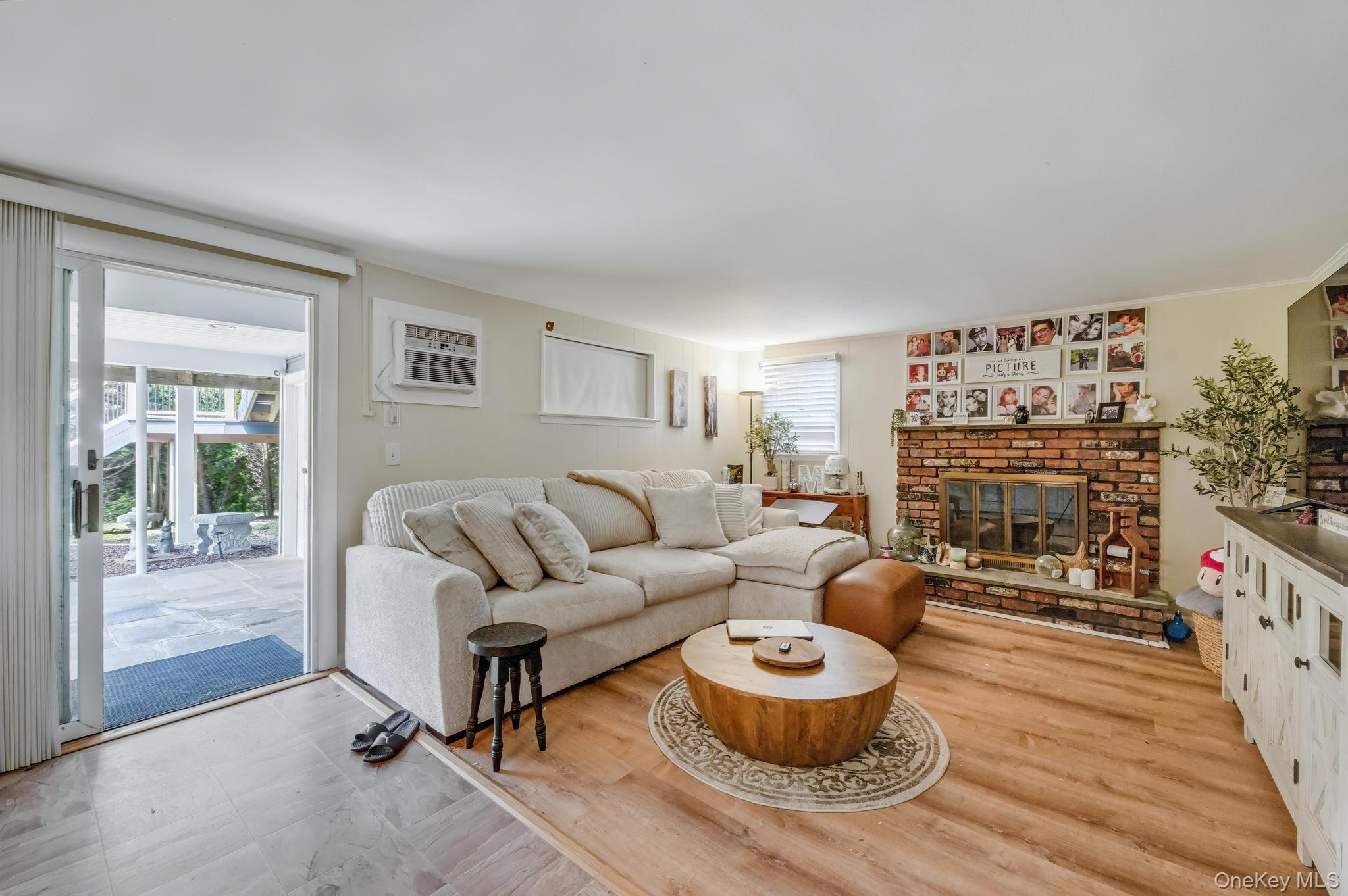 20 Peppermint Road, Commack, NY 11725