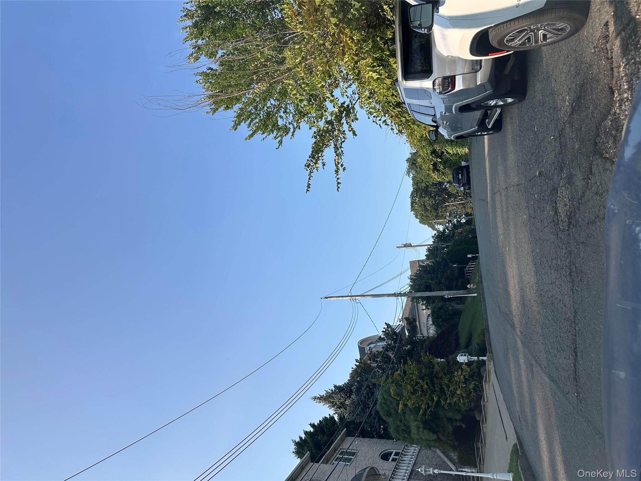 1 Douglas Court, Staten Island, NY