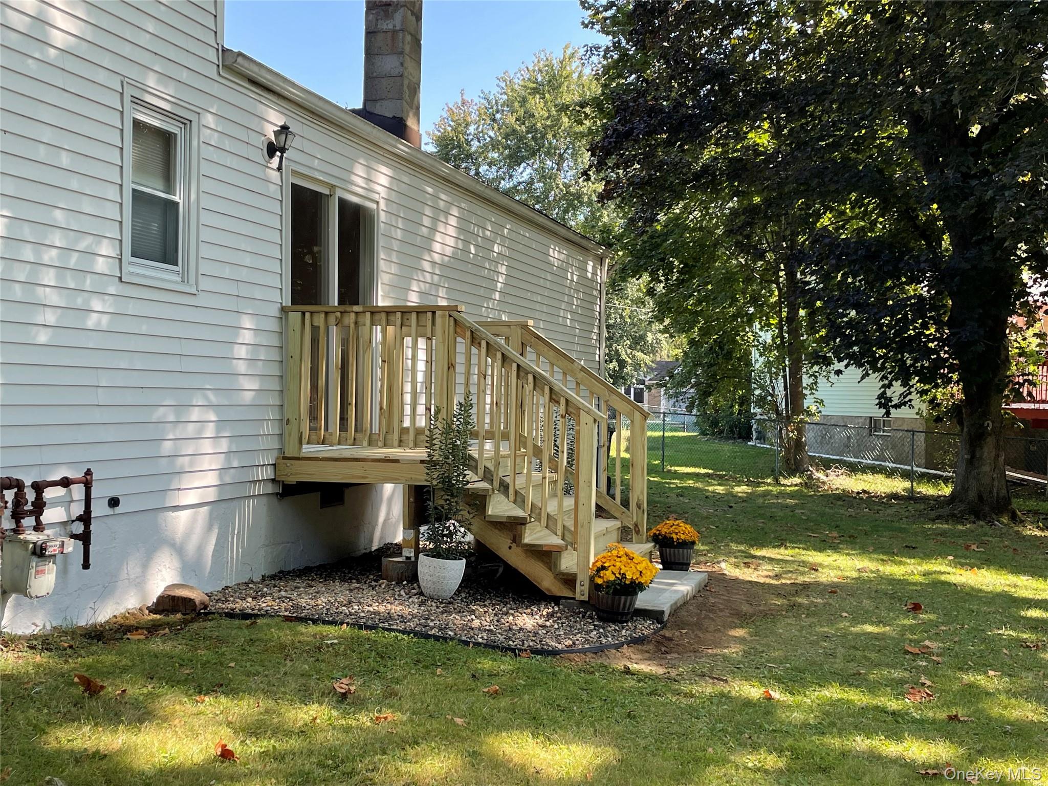 2 Seacord Lane, Washingtonville, NY 10992