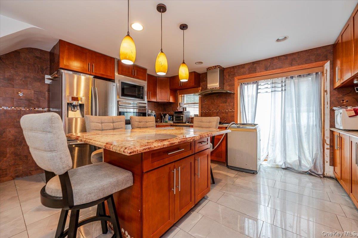 2703 Woodhull Avenue, Bronx, NY 10469