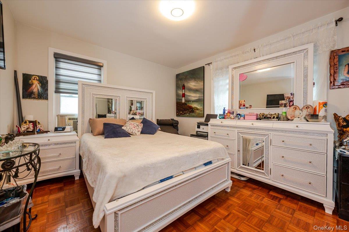 2703 Woodhull Avenue, Bronx, NY 10469