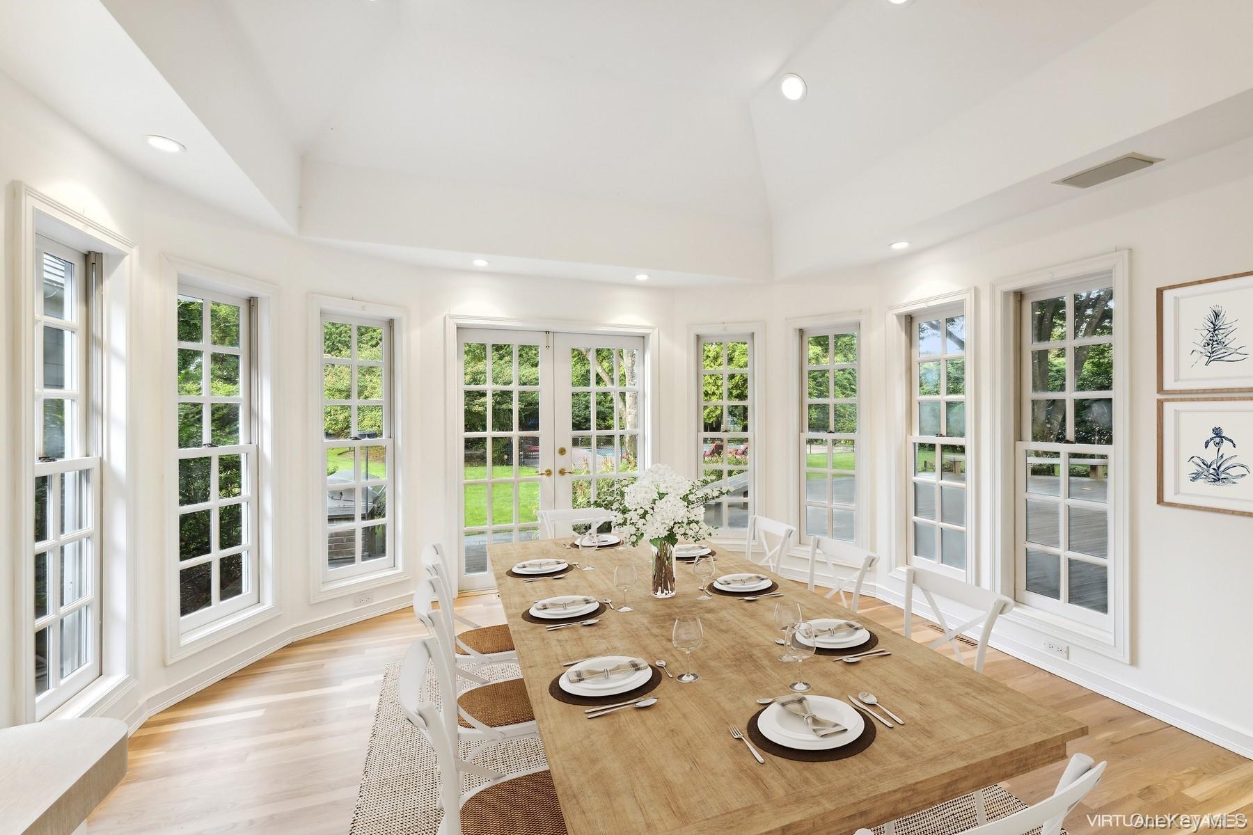 62 Beach Lane, Westhampton Beach, NY 11978