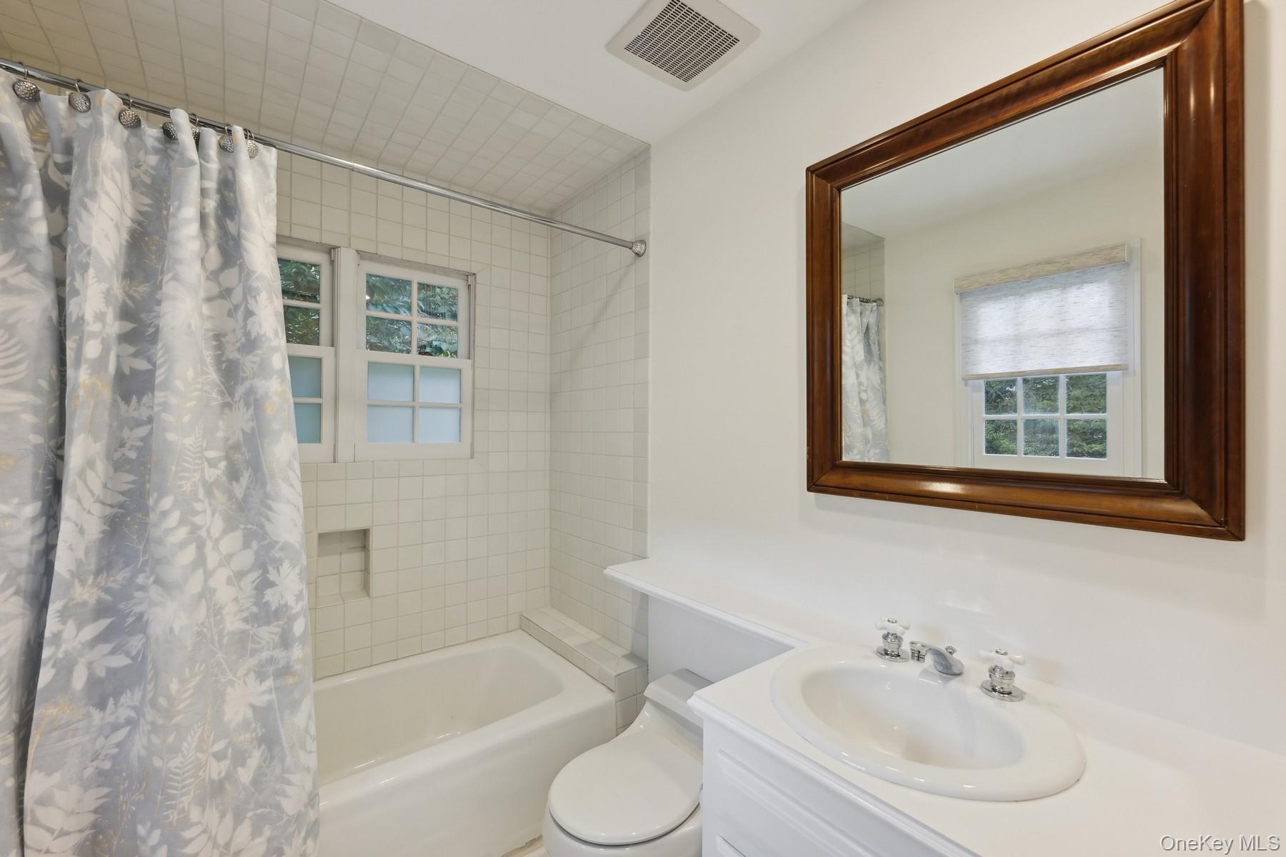 62 Beach Lane, Westhampton Beach, NY 11978