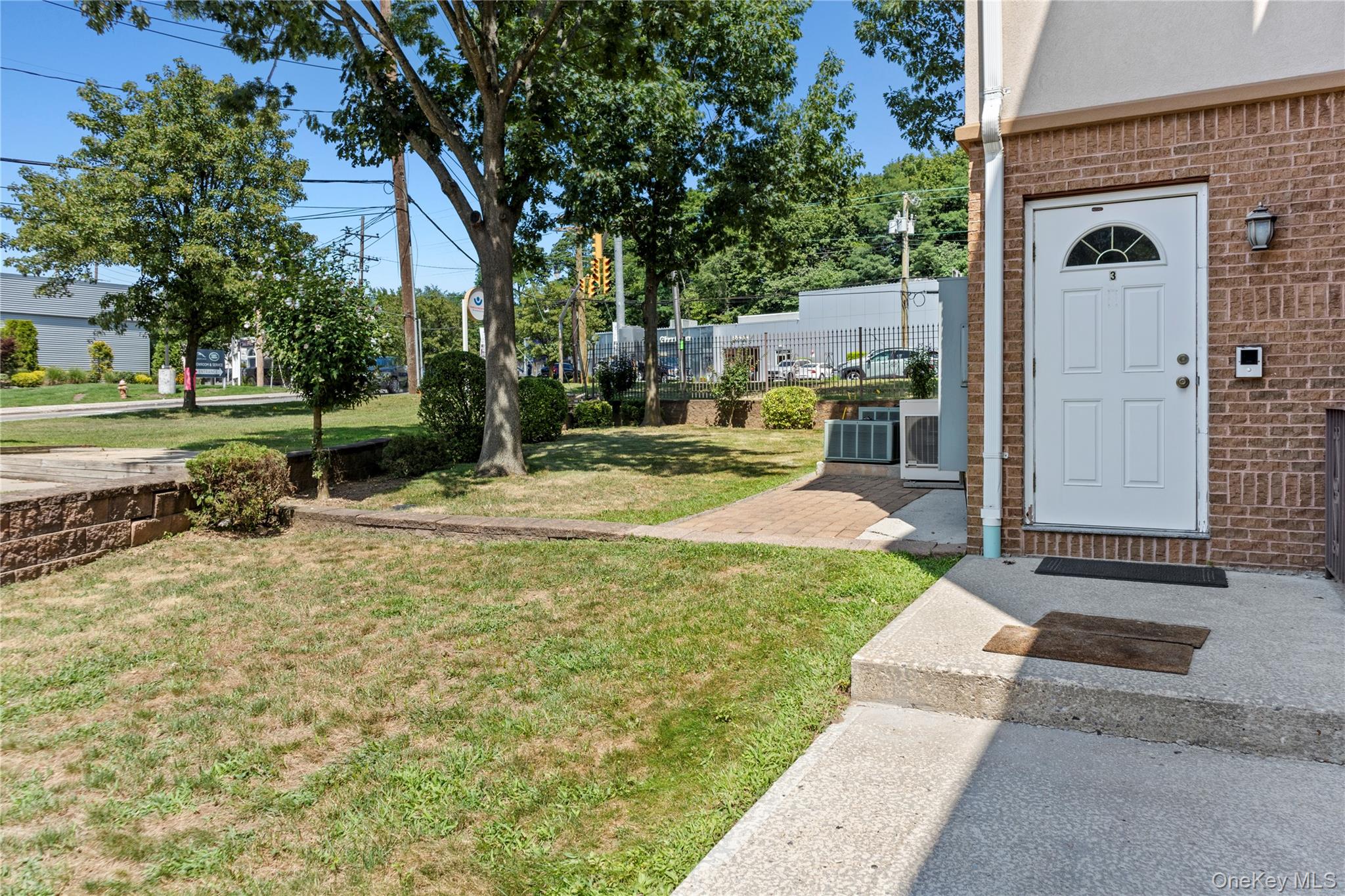 72 Cedar Swamp Road # 3, Glen Cove, NY 11542