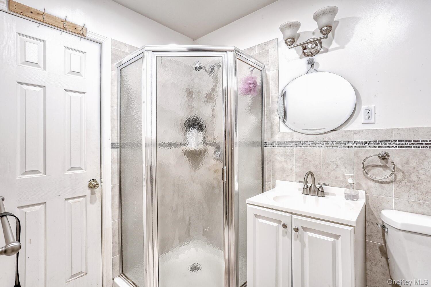 14 Rock Drive, Valley Cottage, NY 10989