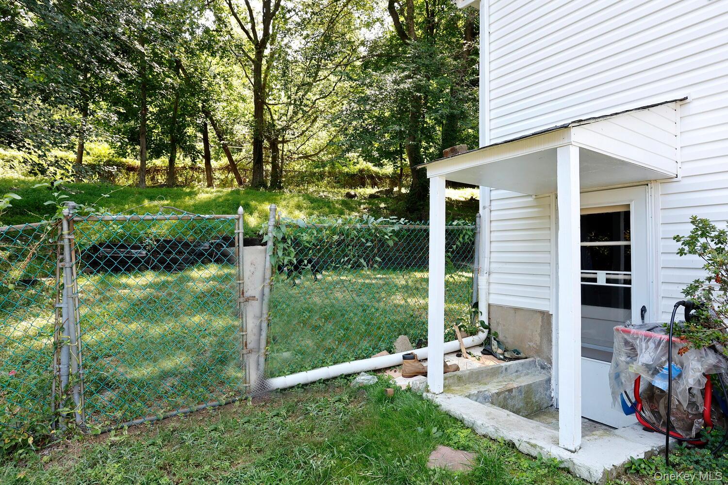 14 Rock Drive, Valley Cottage, NY 10989