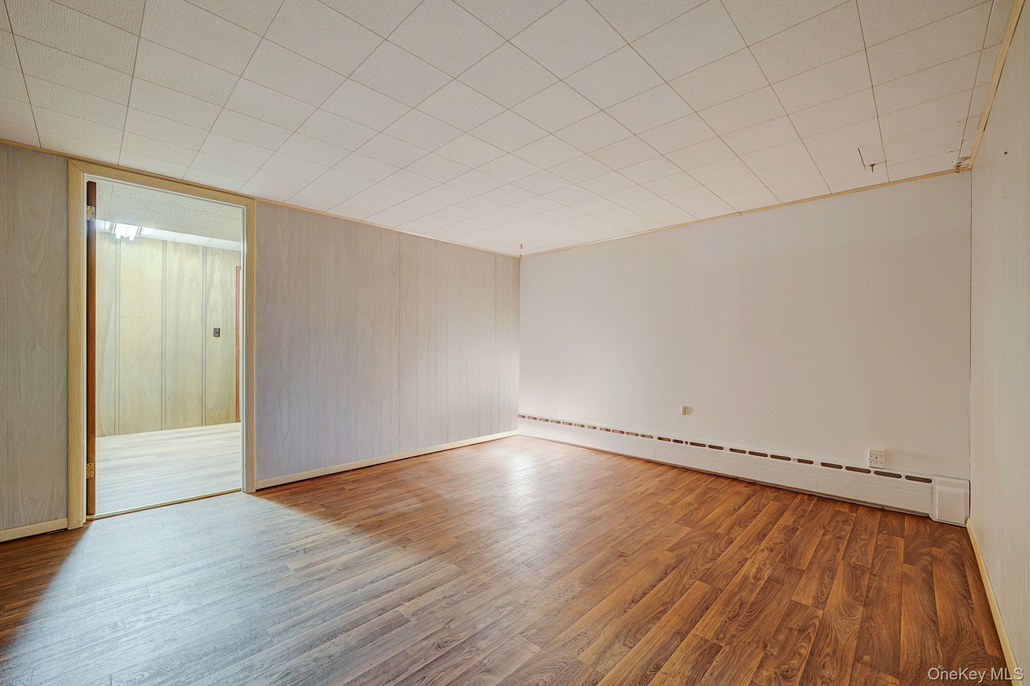 520 Caledonia Road, Dix Hills, NY 11746