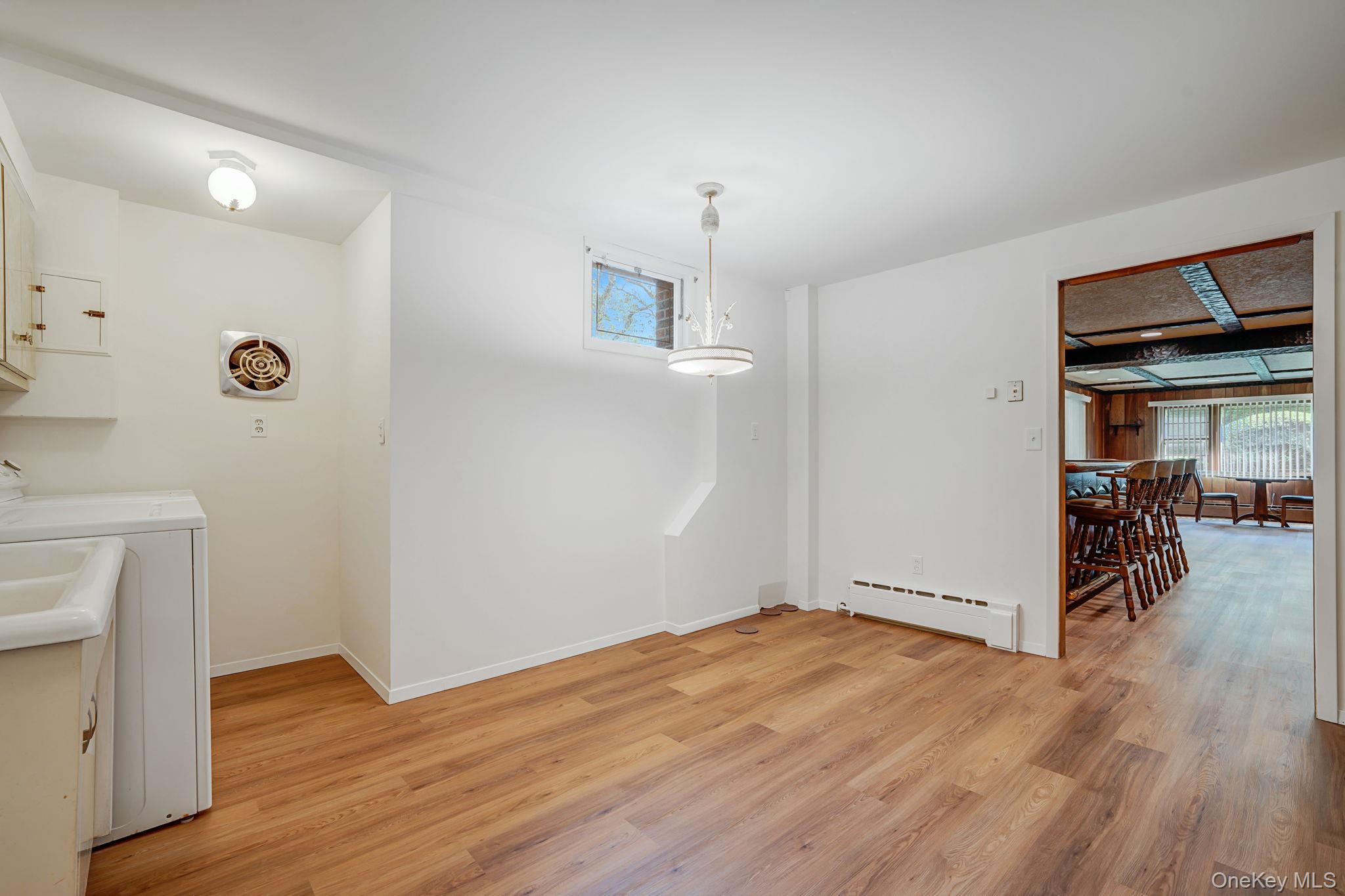 520 Caledonia Road, Dix Hills, NY 11746