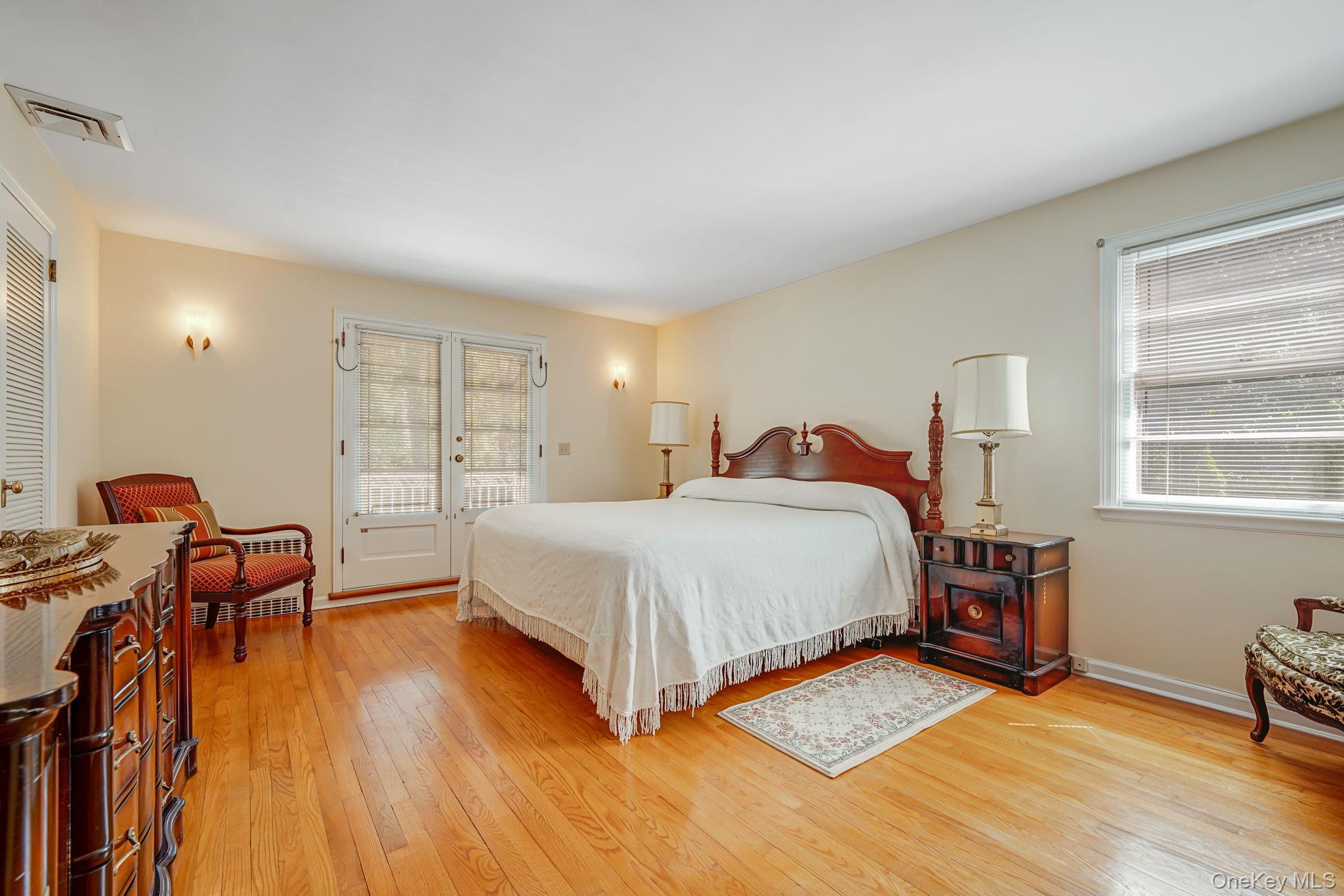 520 Caledonia Road, Dix Hills, NY 11746