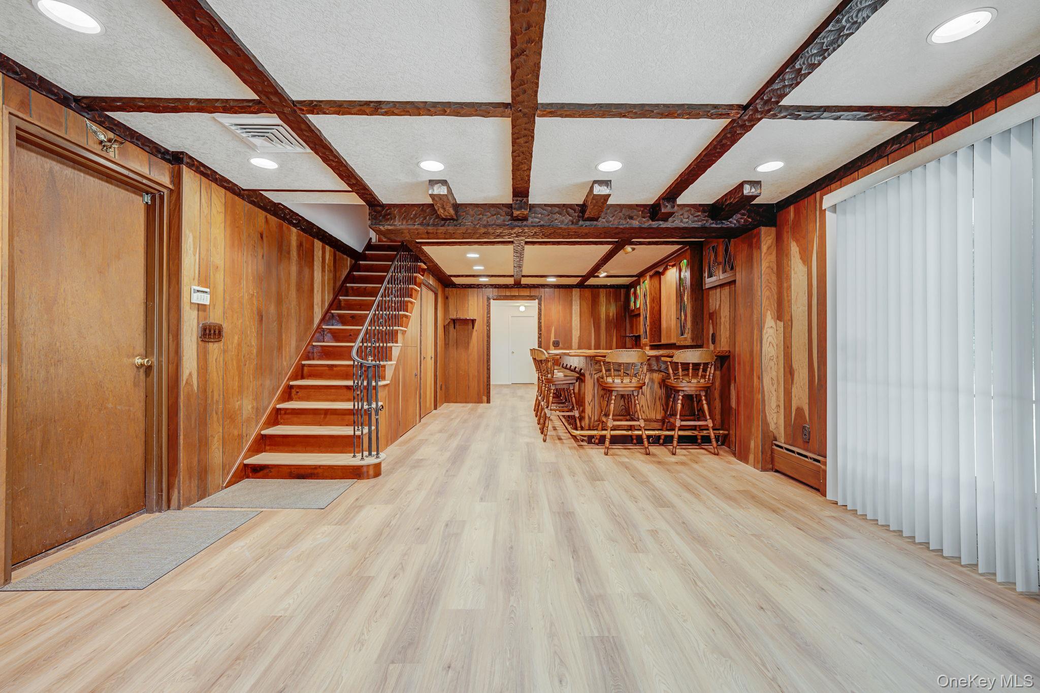 520 Caledonia Road, Dix Hills, NY 11746