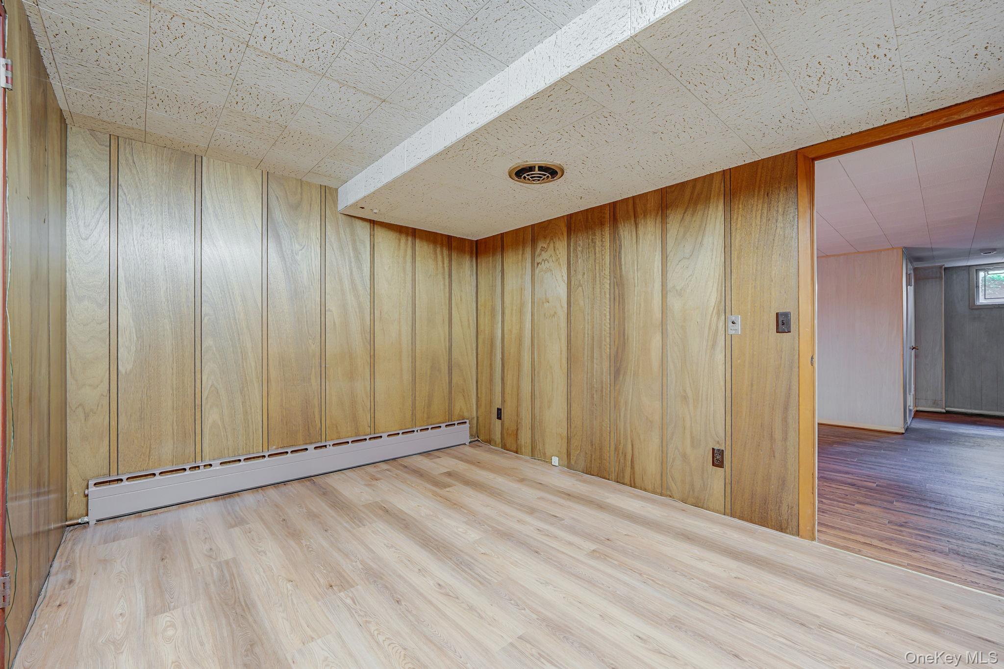 520 Caledonia Road, Dix Hills, NY 11746