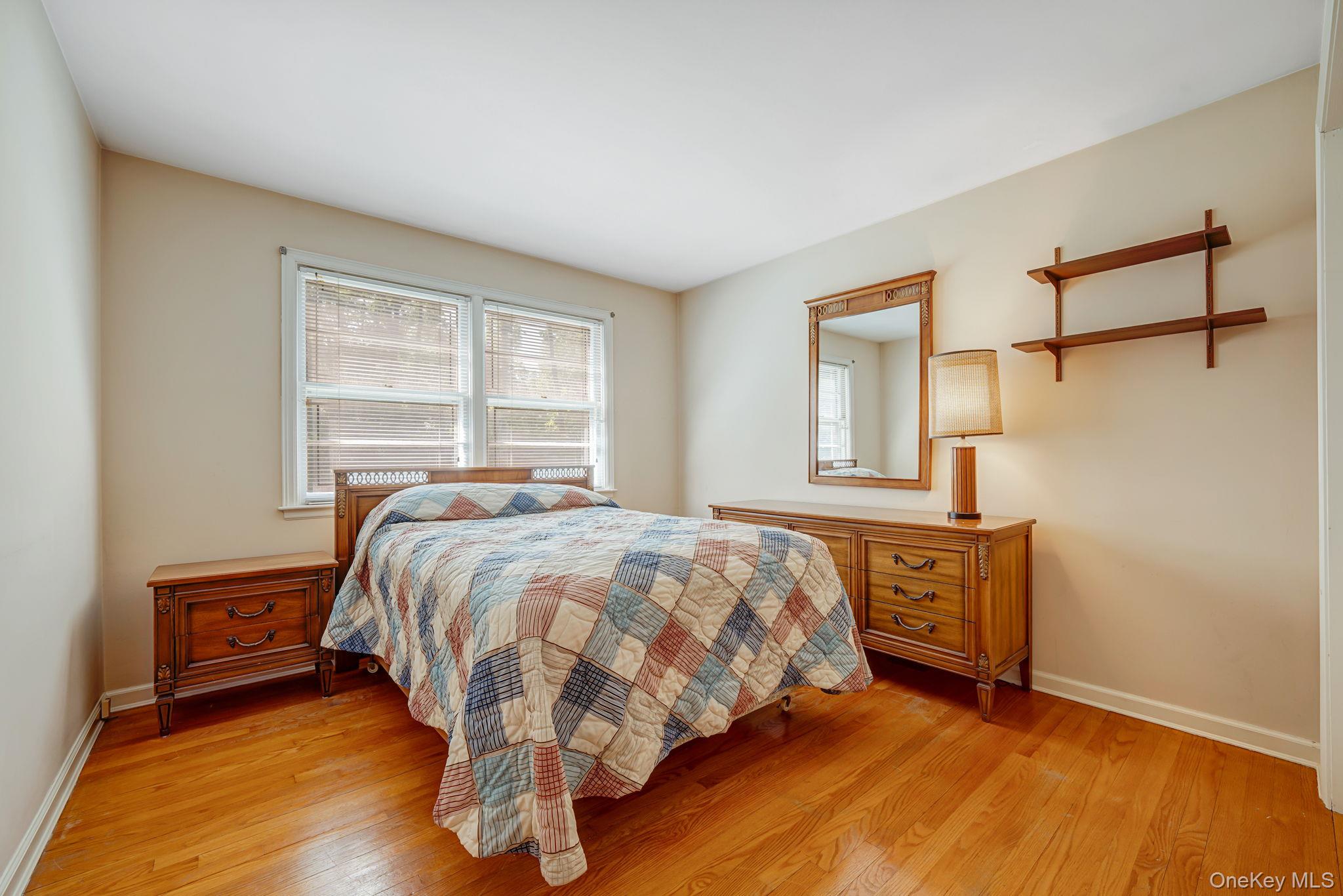 520 Caledonia Road, Dix Hills, NY 11746