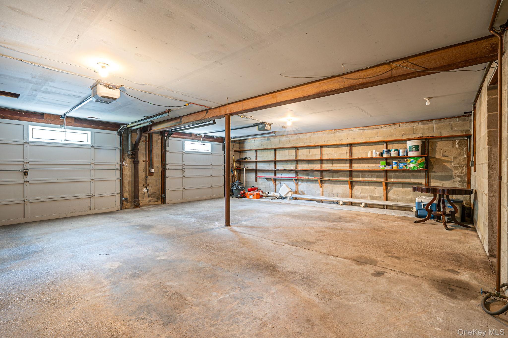 520 Caledonia Road, Dix Hills, NY 11746