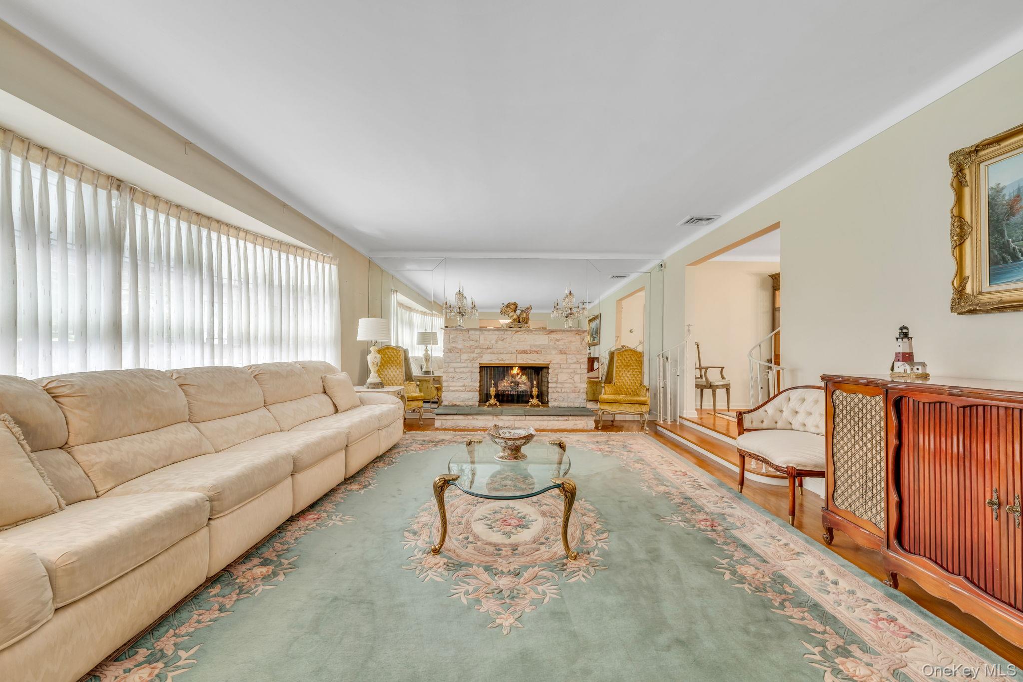 520 Caledonia Road, Dix Hills, NY 11746