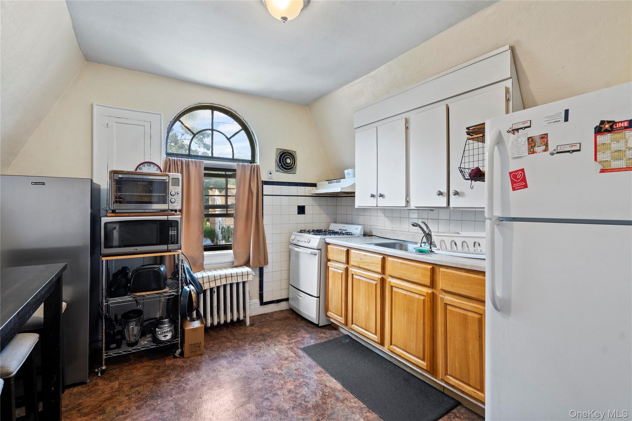 68 Fir Street, Valley Stream, NY 11580