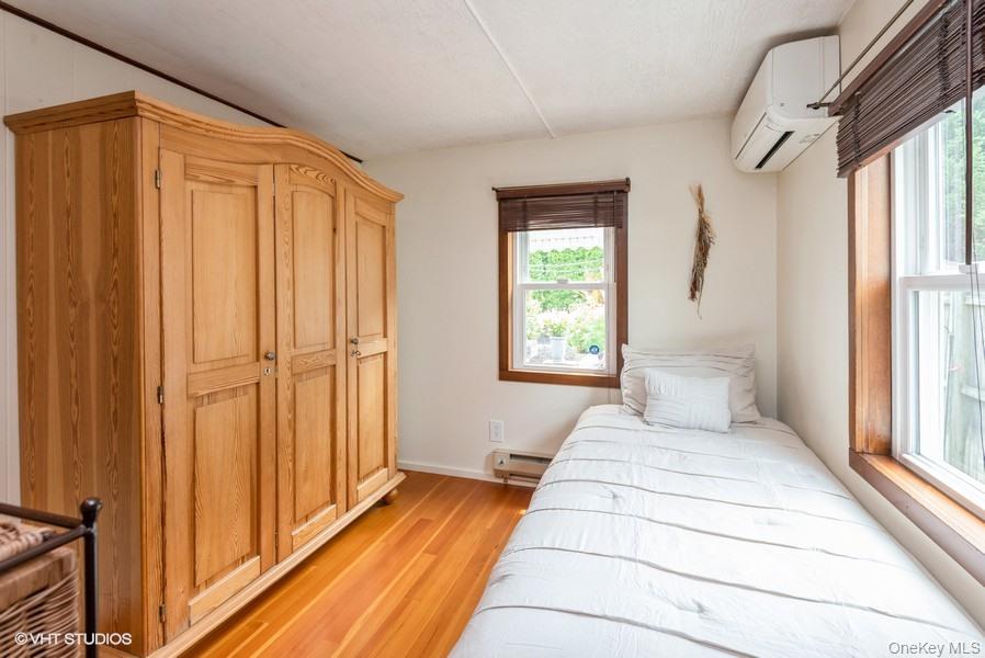 10 Stuart Avenue, Babylon, NY 11702