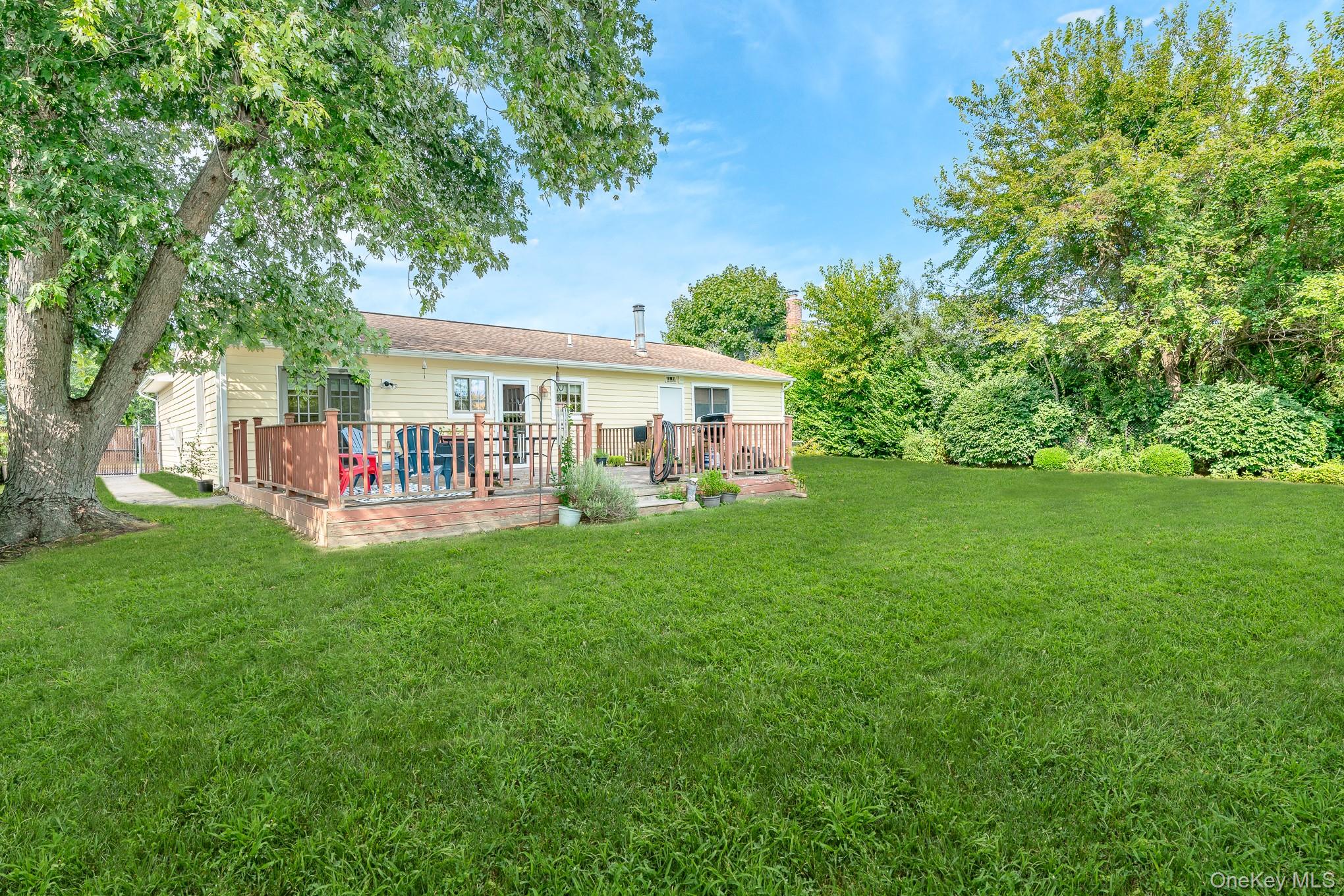 16 Malcolm Street, Bellport, NY 11713